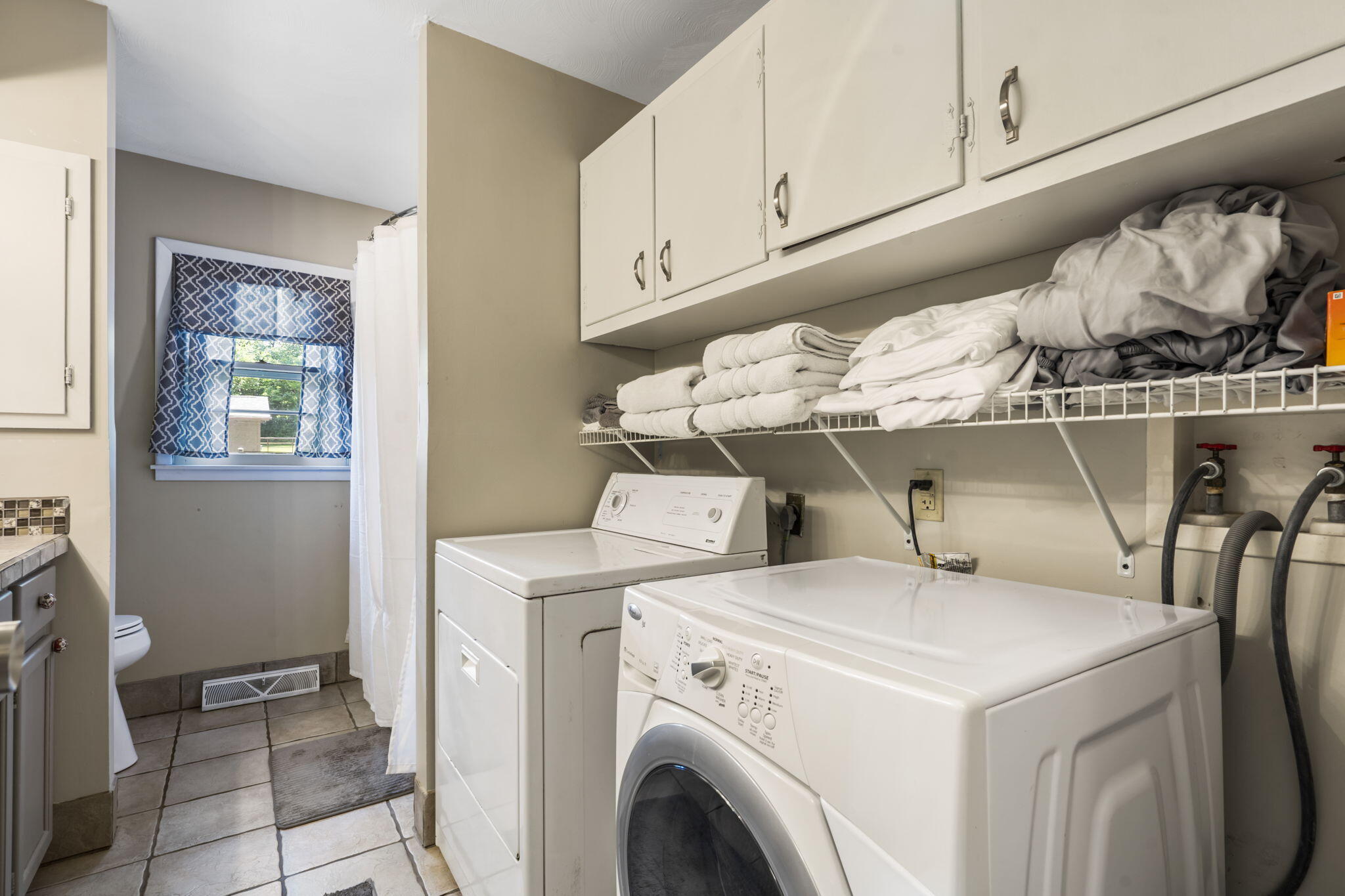 3430 South Elmview Avenue Property Photo 13
