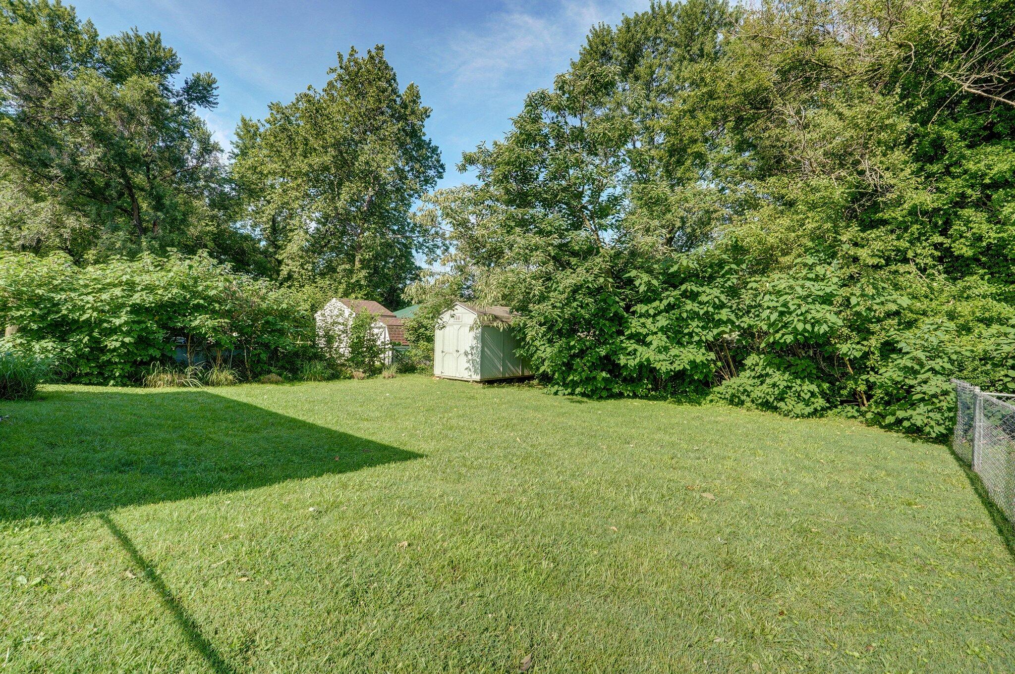 1037 North Clifton Avenue Property Photo 17