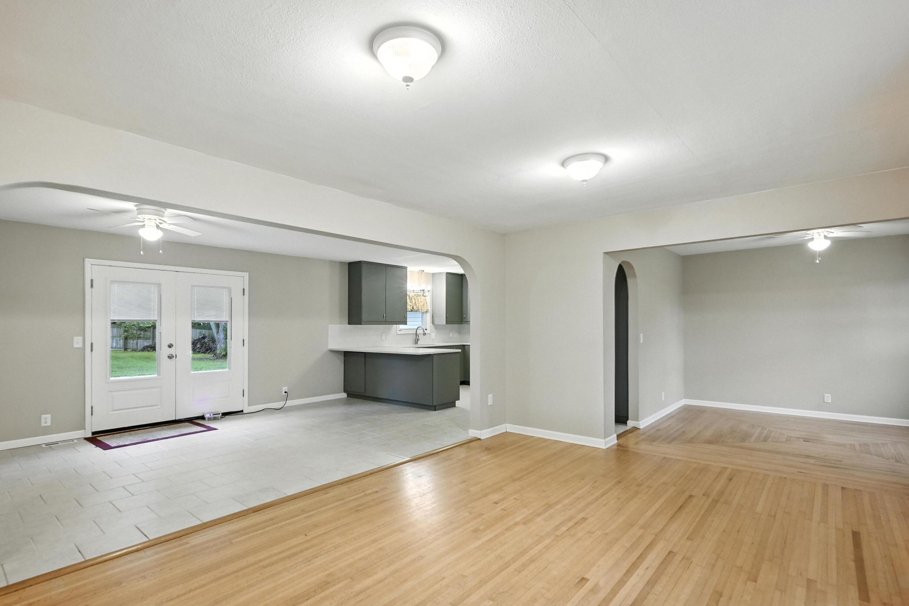204 North Arlington Drive Property Photo 8