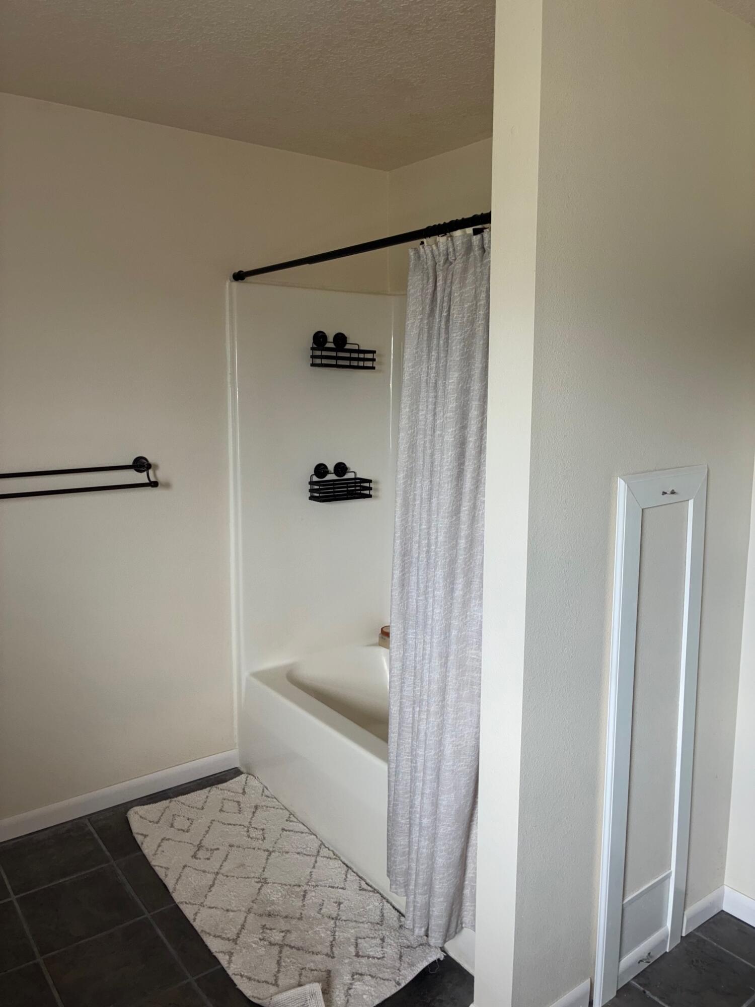 10058 Fr 2015 Property Photo 19