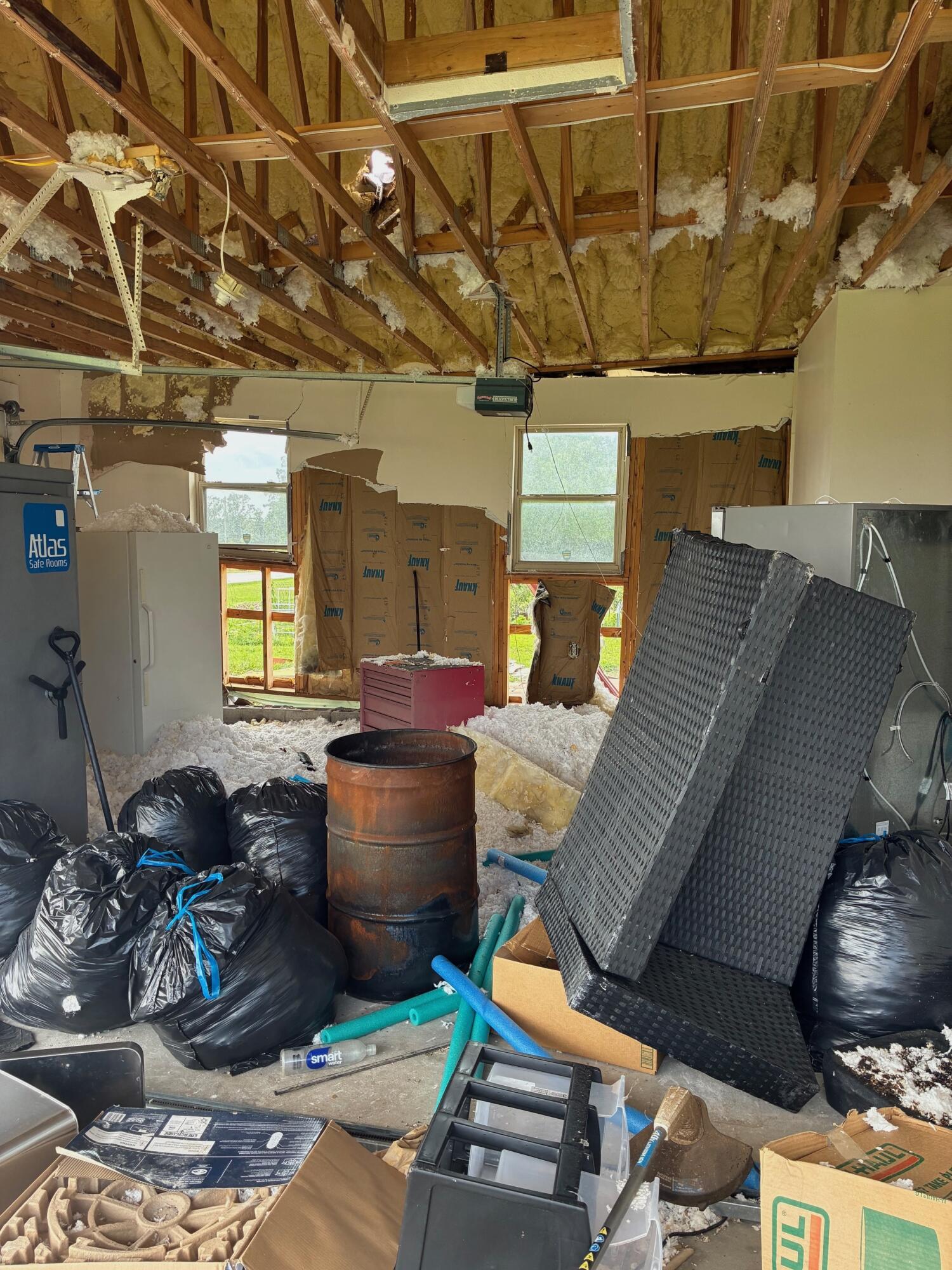 10058 Fr 2015 Property Photo 23