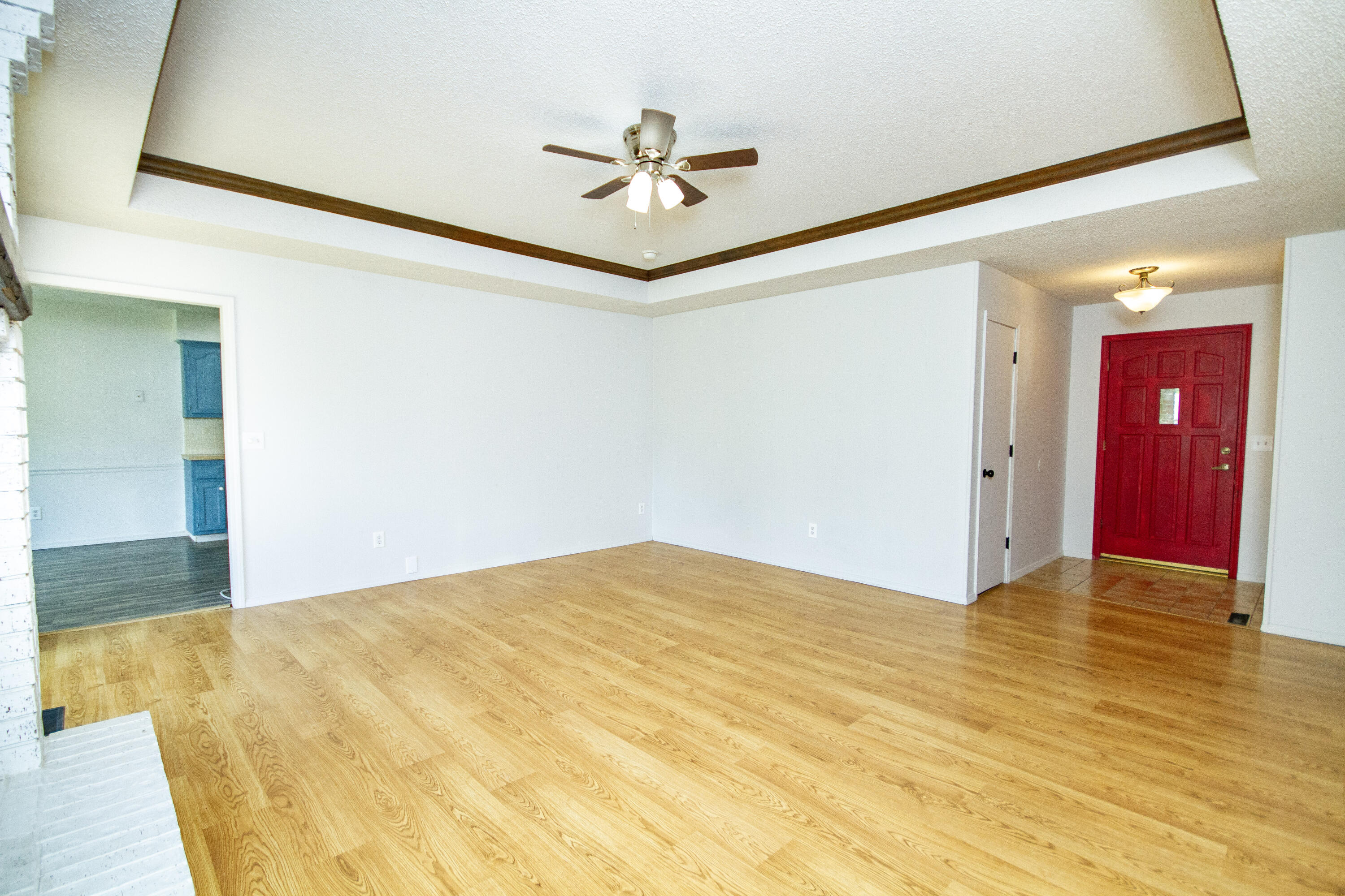 312 Raintree Street Property Photo 6