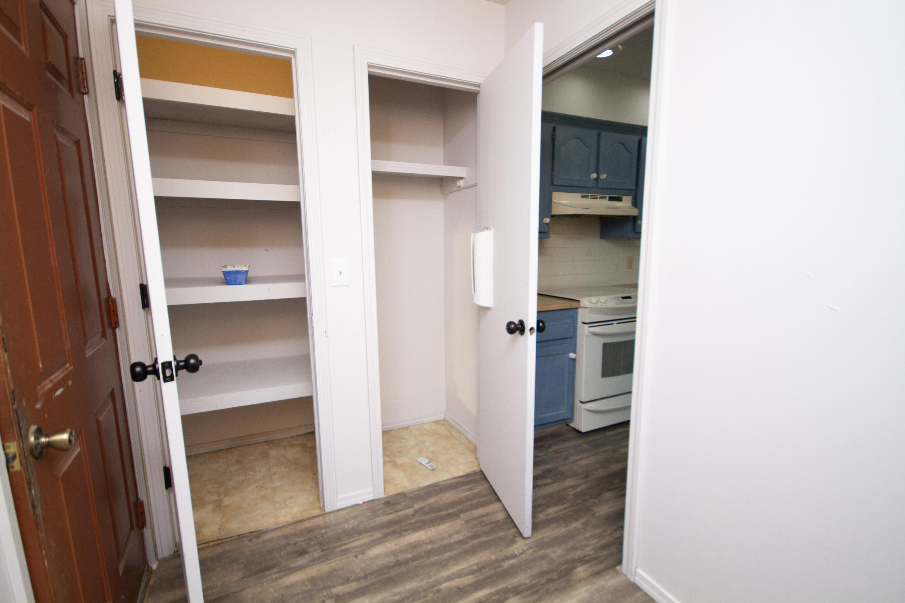 312 Raintree Street Property Photo 13