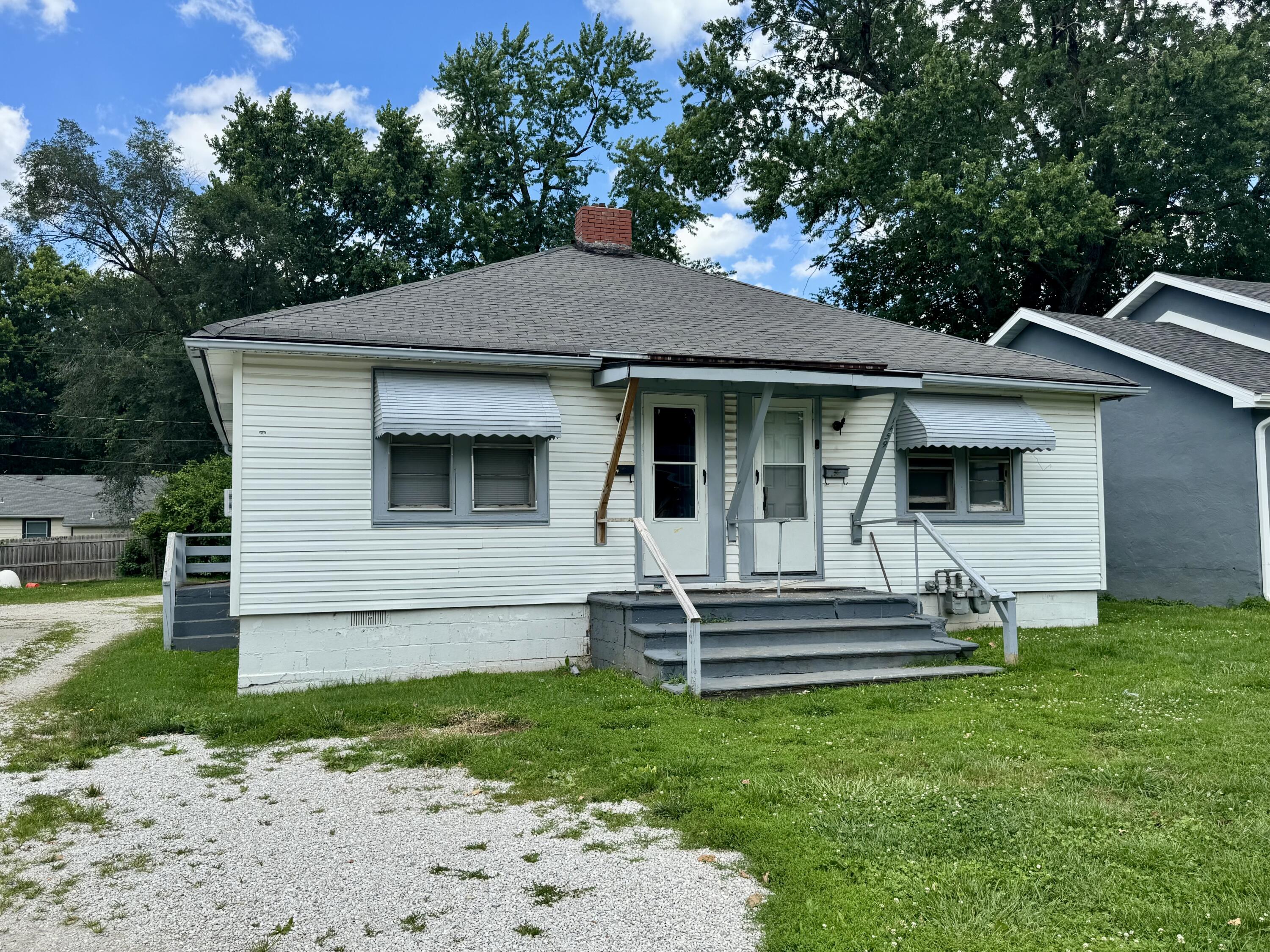 1451-72 East Mcgee Street Property Photo 9