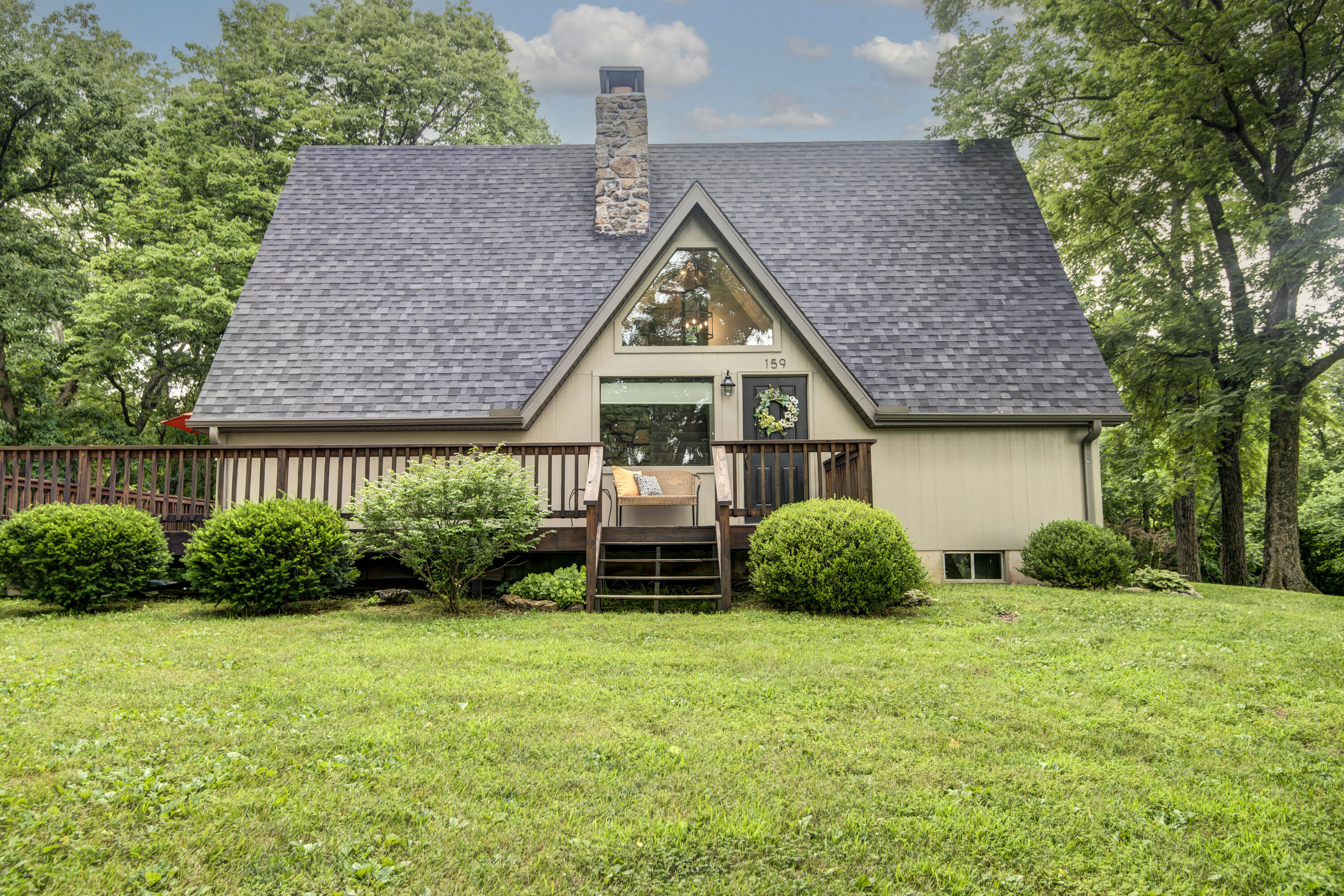159 Old Dallas Loop Property Photo 3