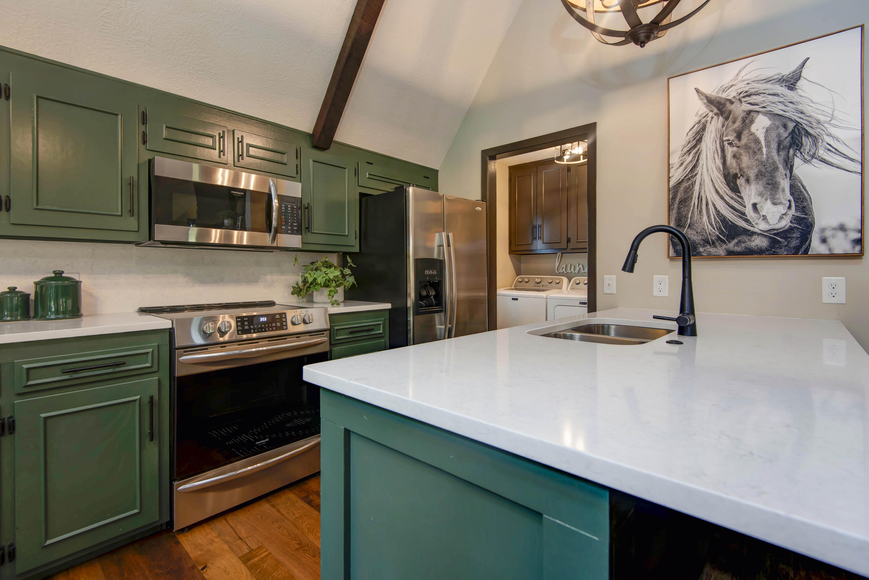 159 Old Dallas Loop Property Photo 10