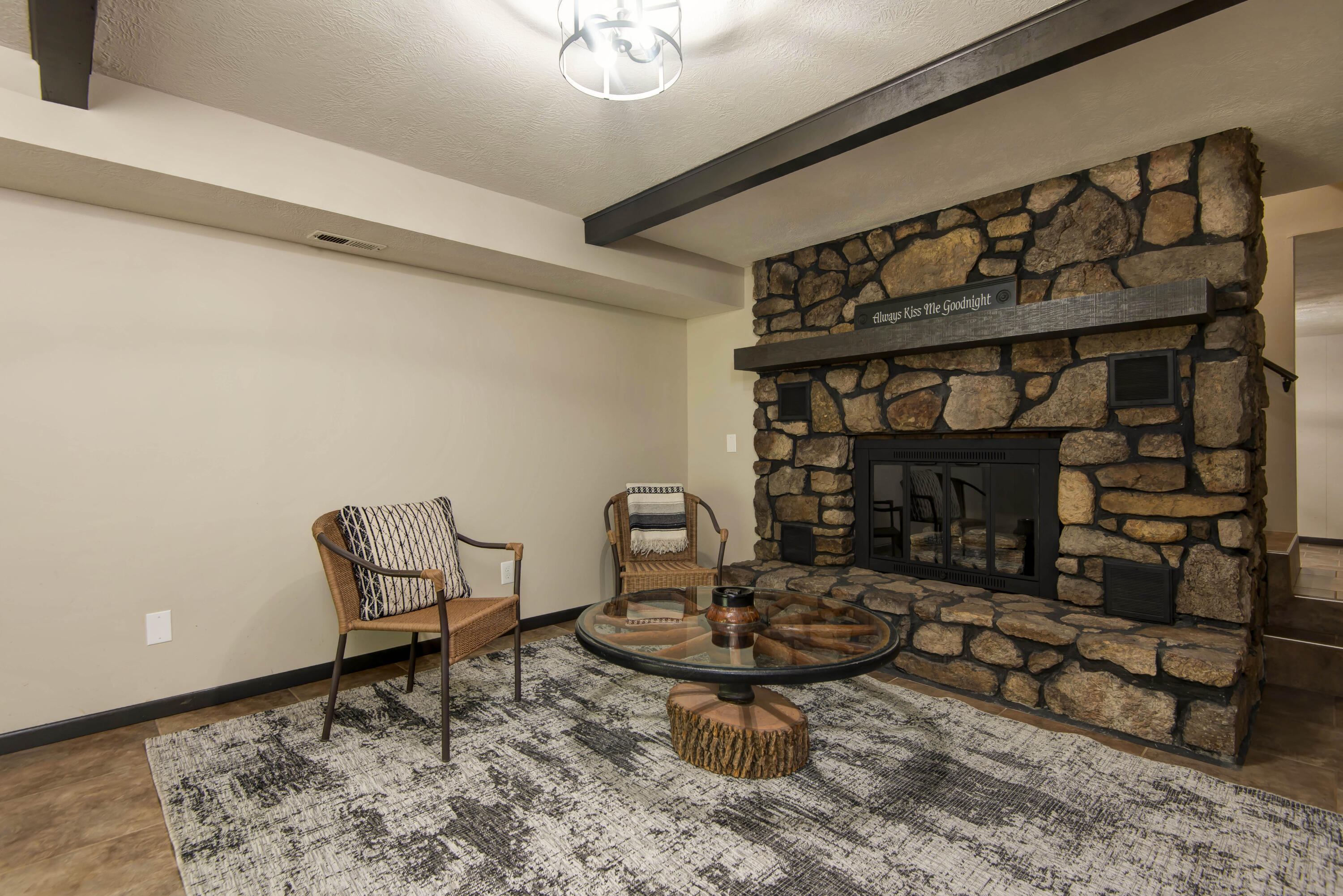159 Old Dallas Loop Property Photo 23