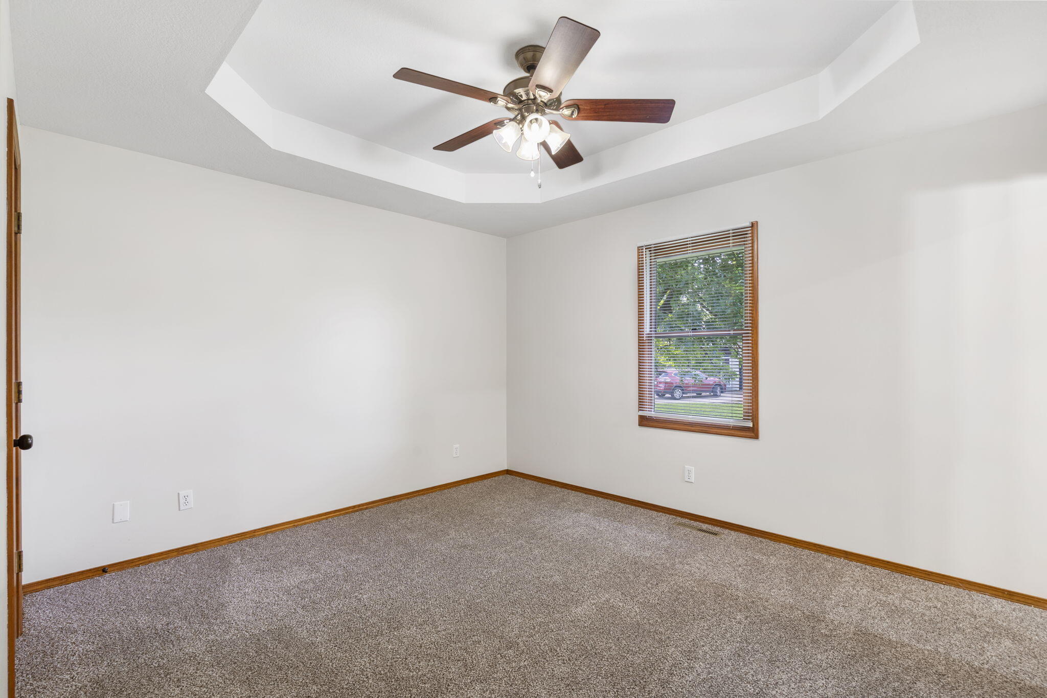 2040 East Sandelwood Street Property Photo 12