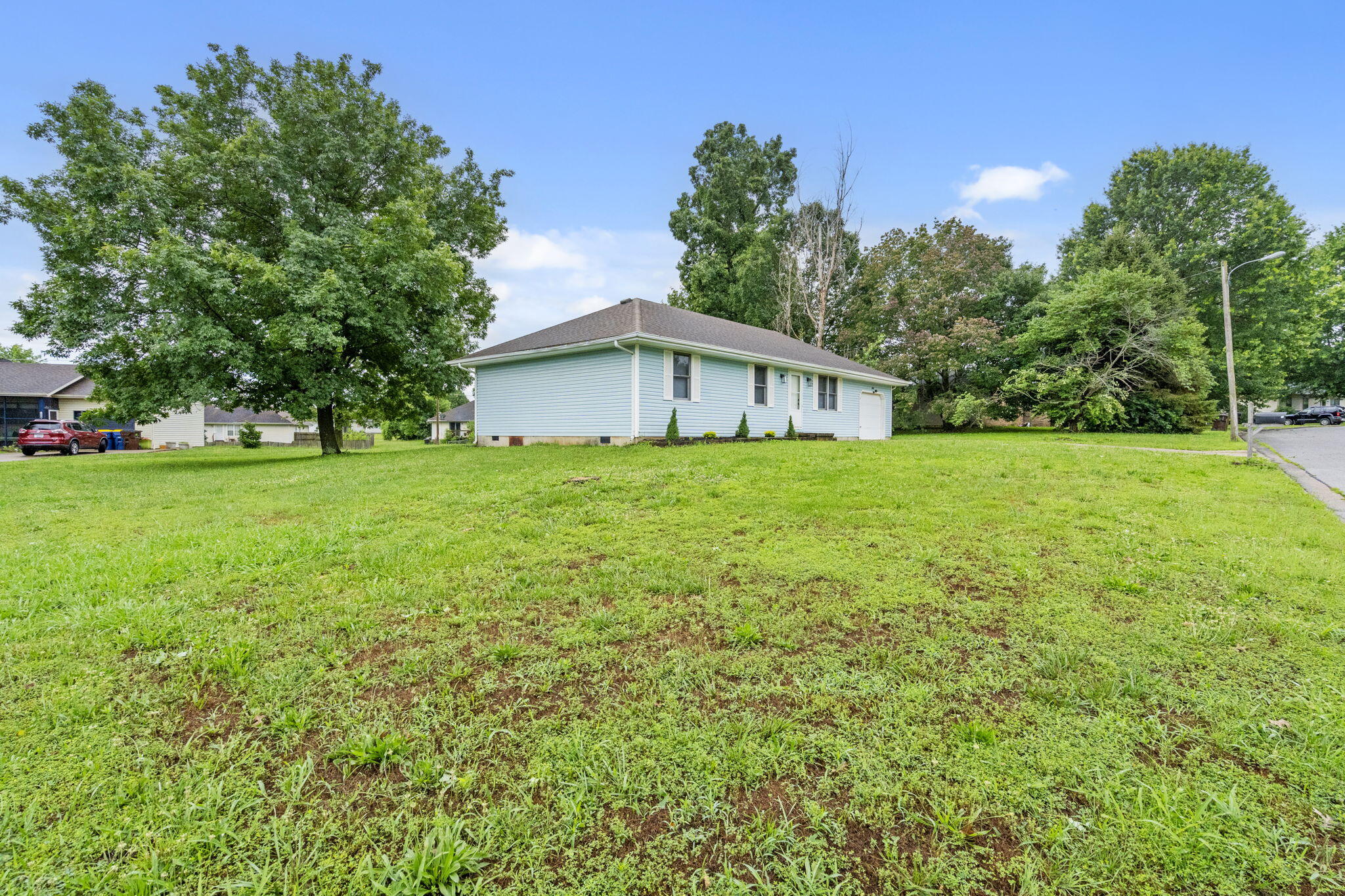 2040 East Sandelwood Street Property Photo 22