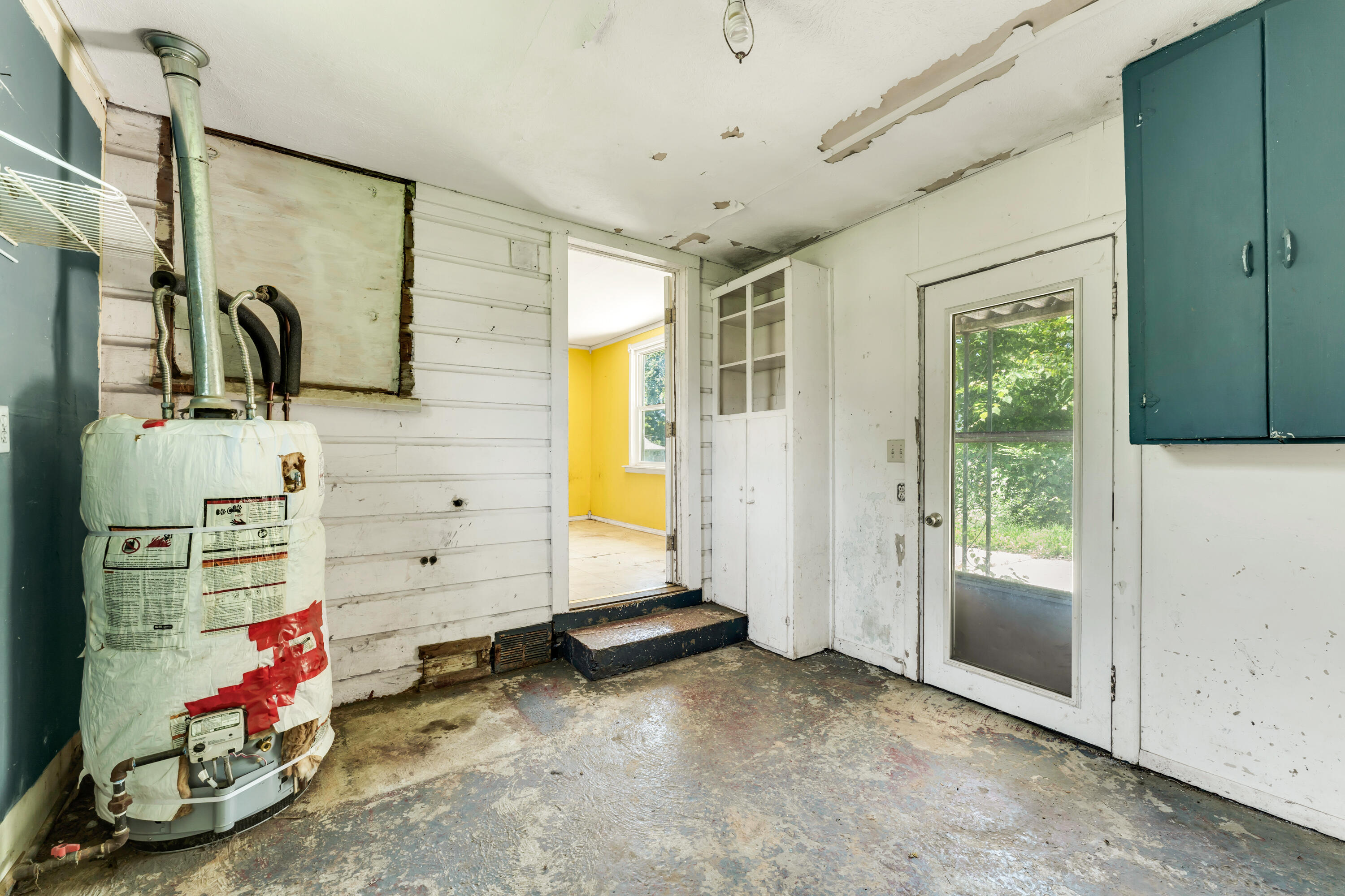 2723 West State Street Property Photo 14