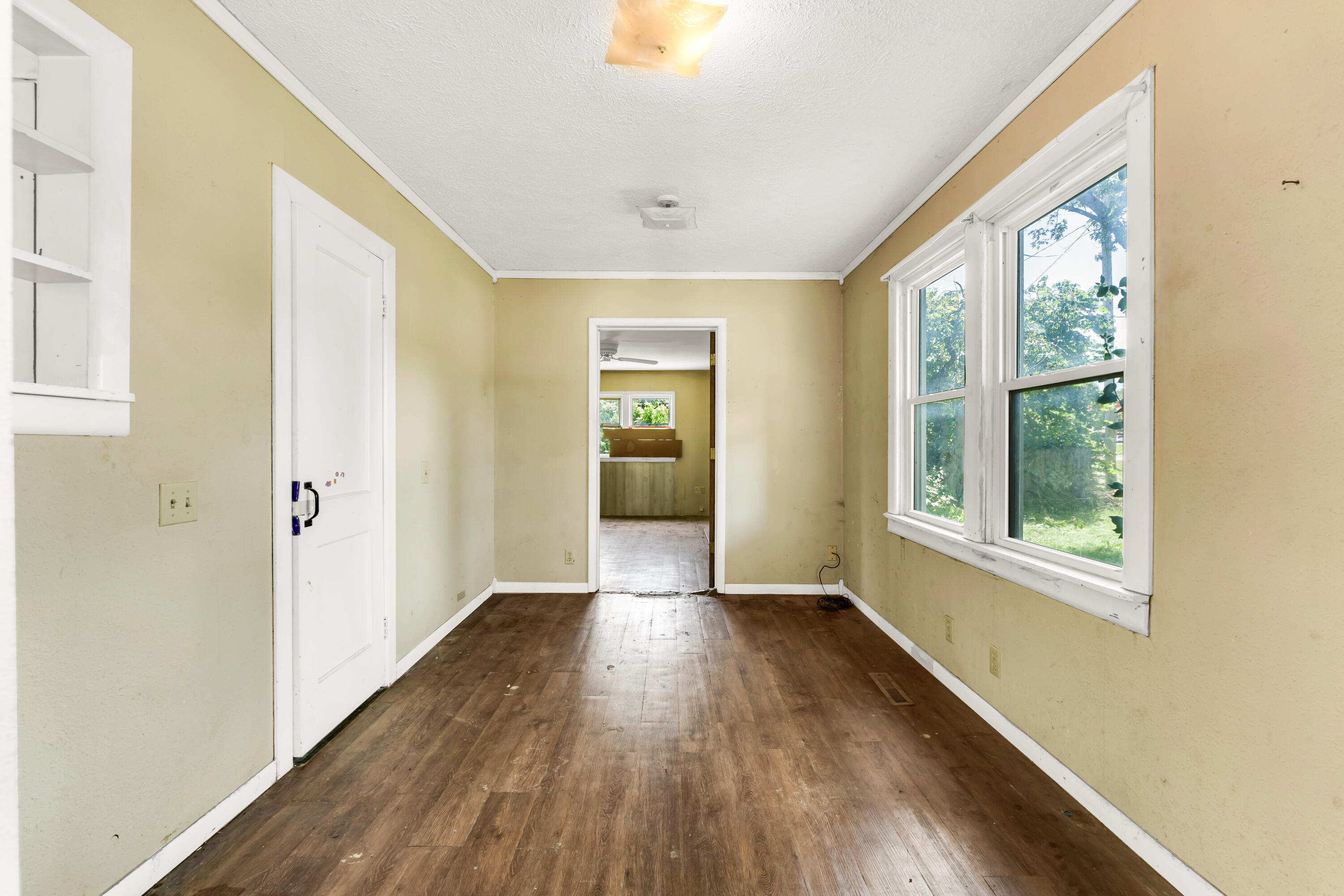 2723 West State Street Property Photo 15