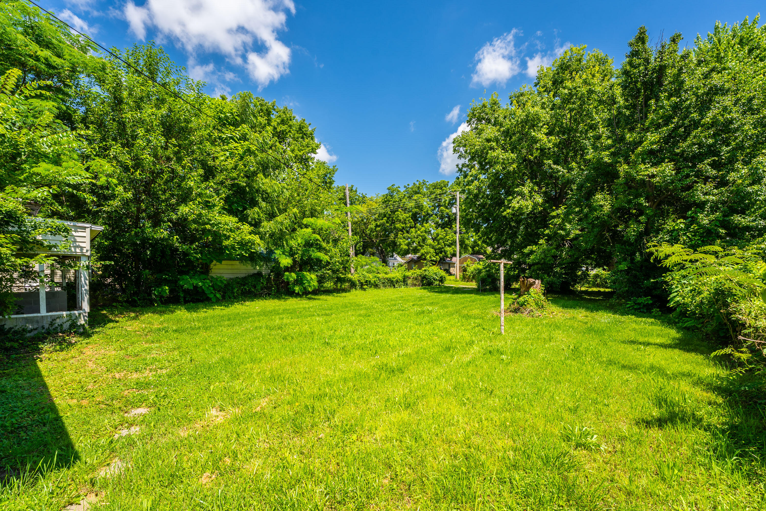1107 West Nichols Street Property Photo 4