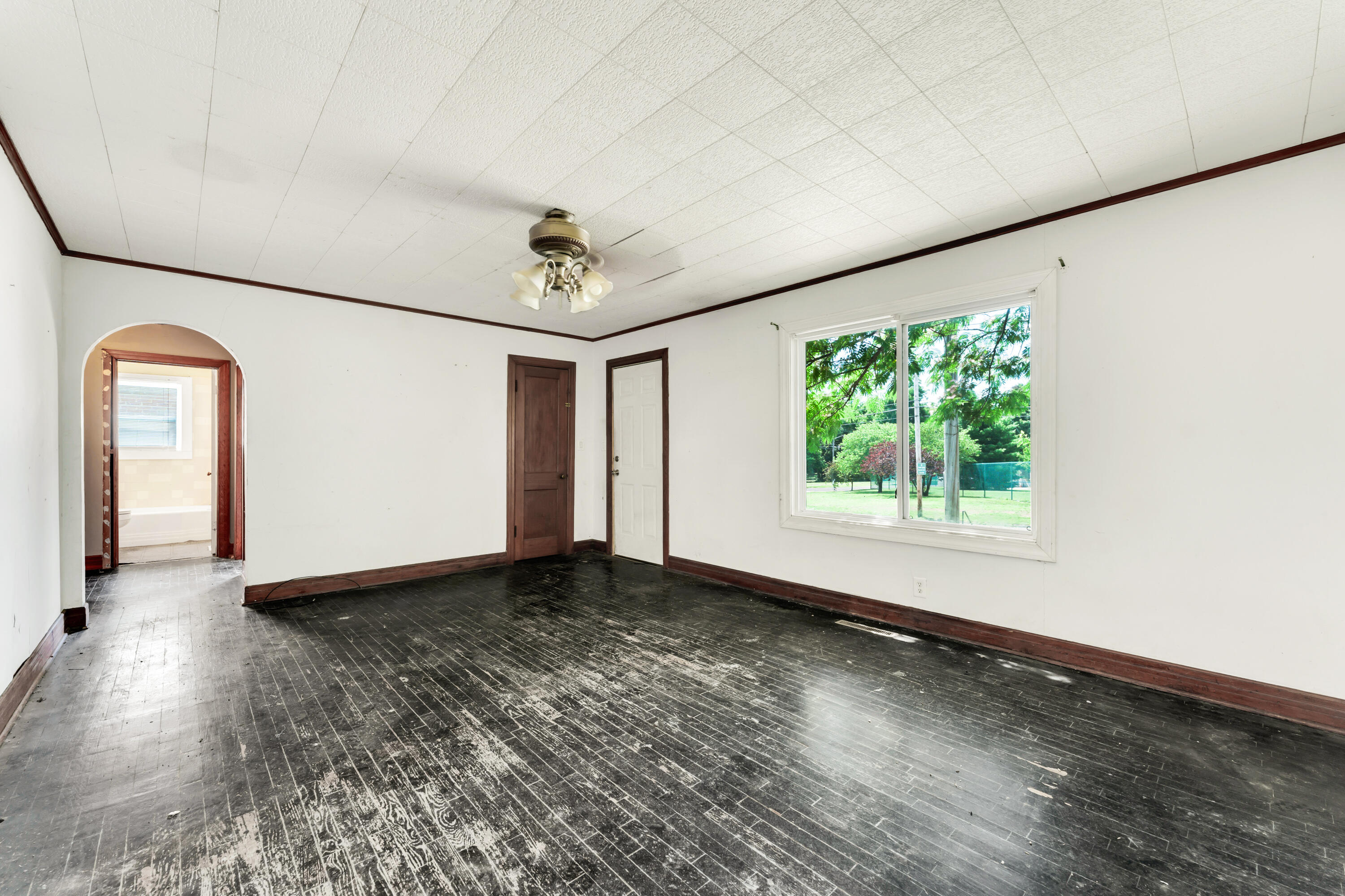 1107 West Nichols Street Property Photo 11