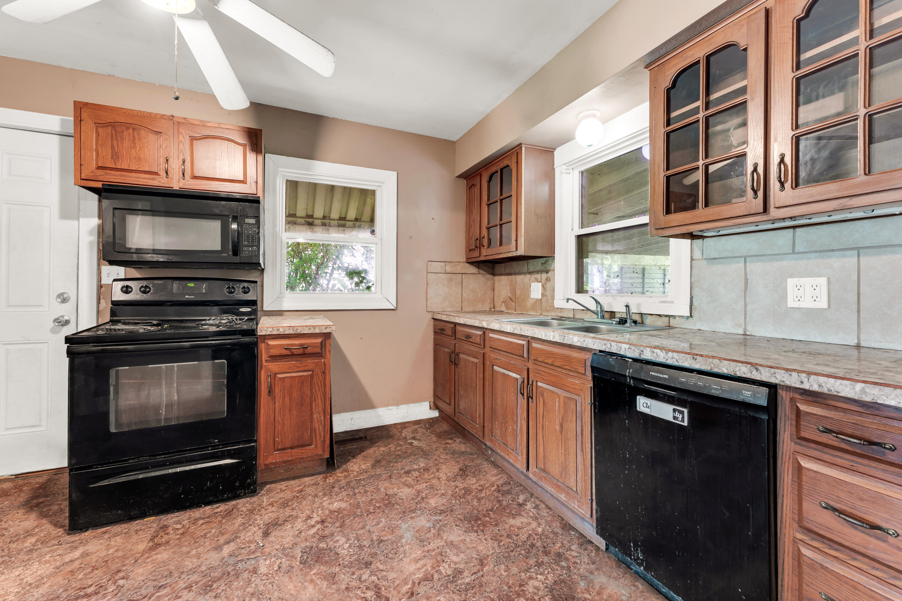 1107 West Nichols Street Property Photo 14