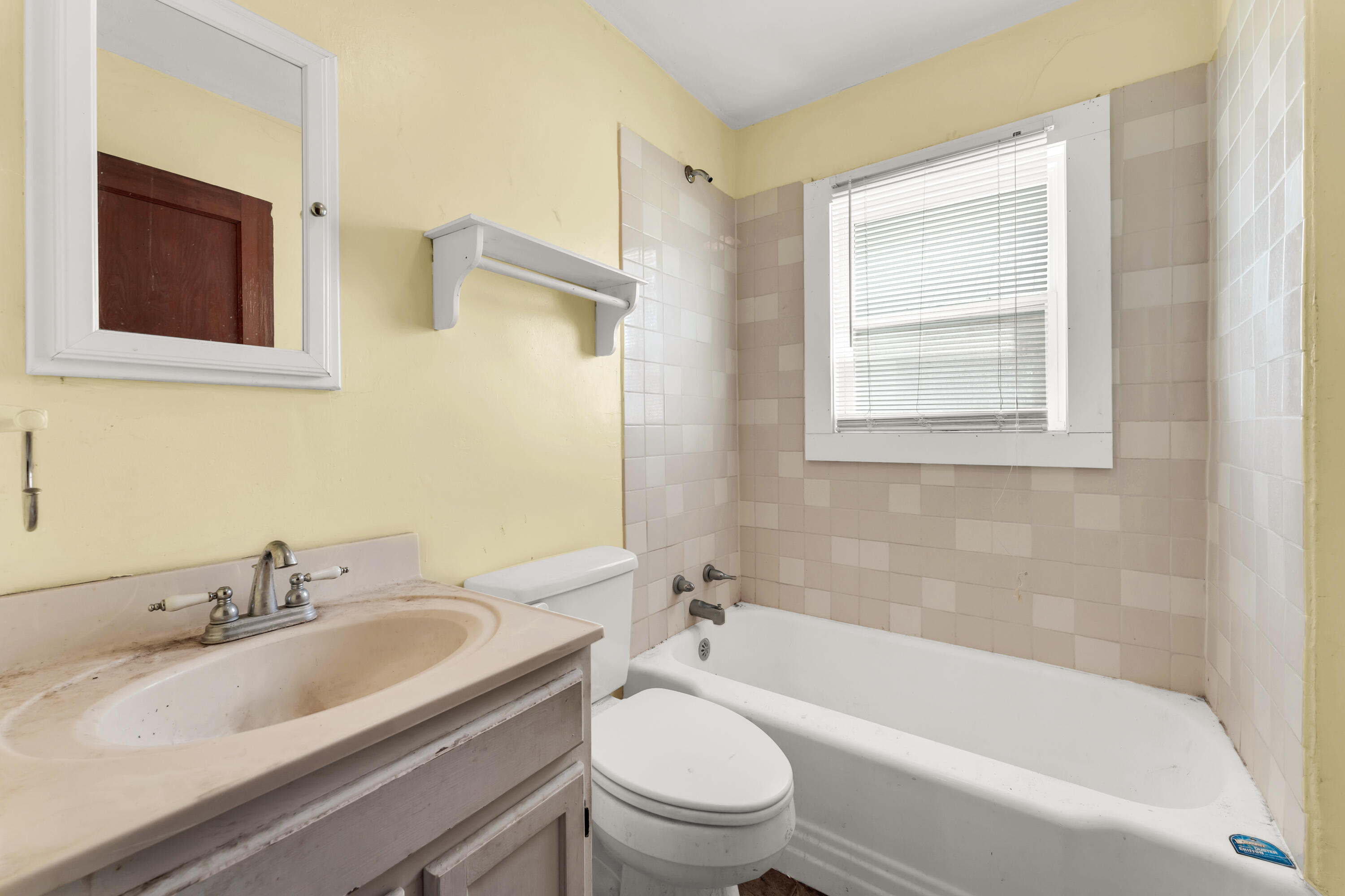 1107 West Nichols Street Property Photo 24