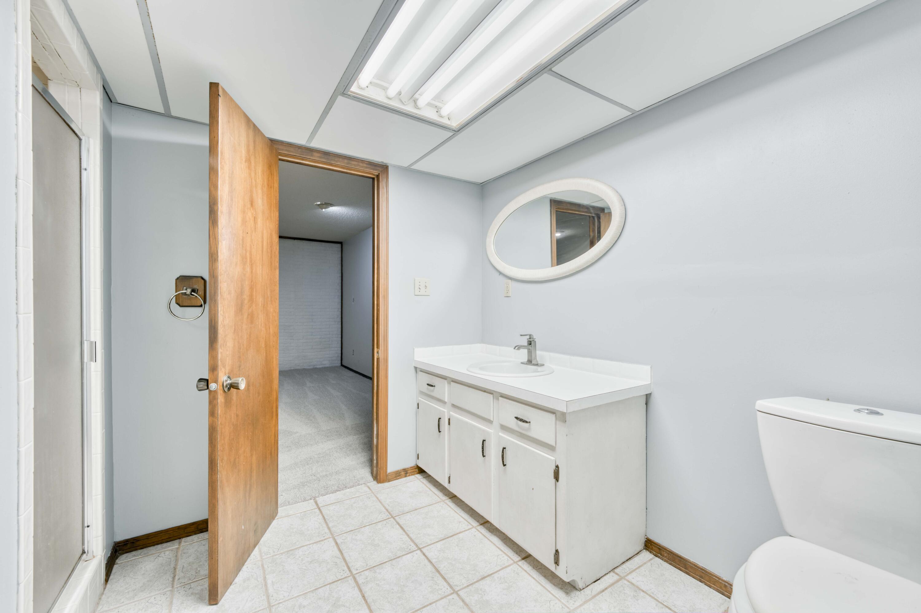 5751 South Kings Avenue Property Photo 43