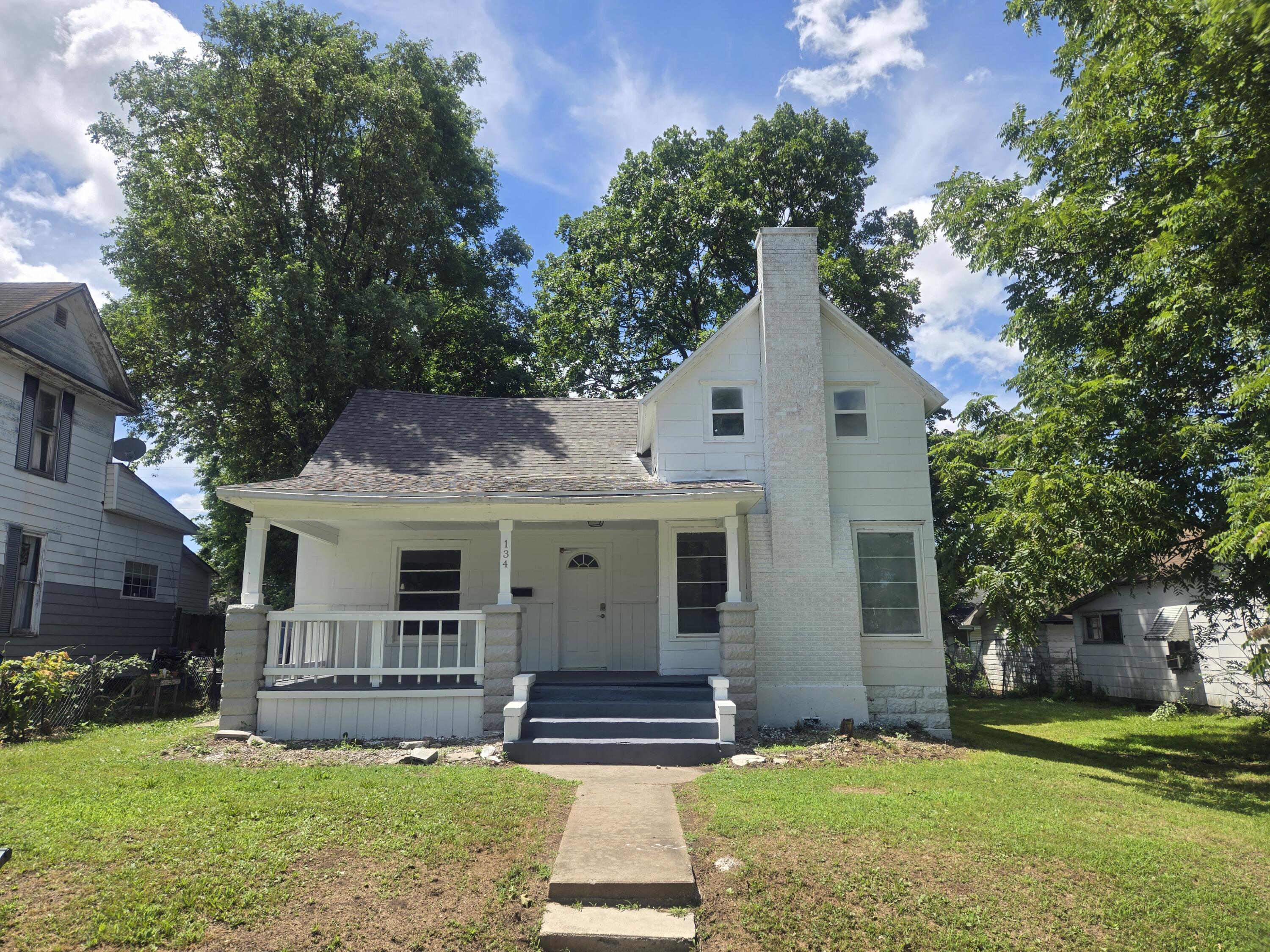 134 West Pleasant Street Property Photo 1