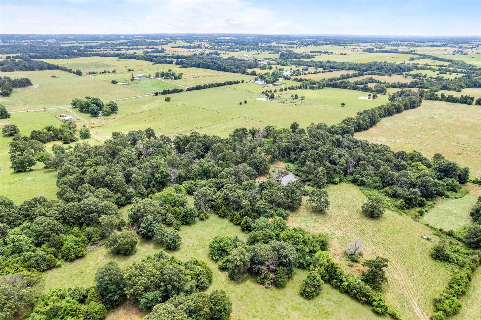23369 Highway W Property Photo 34