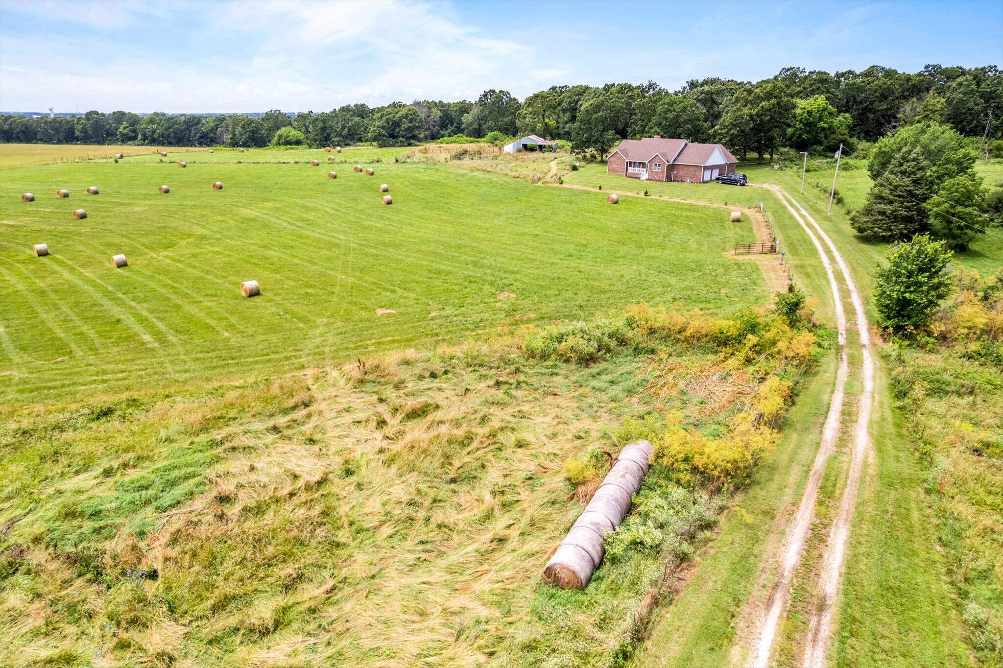 23369 Highway W Property Photo 40