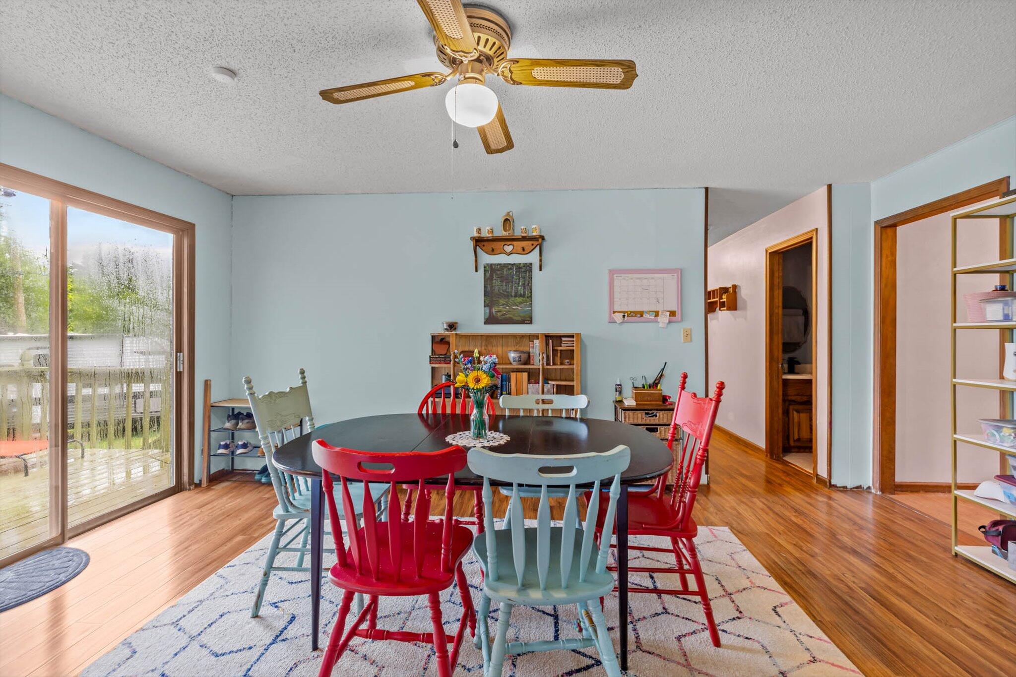2275 East Battlefield Road Property Photo 12