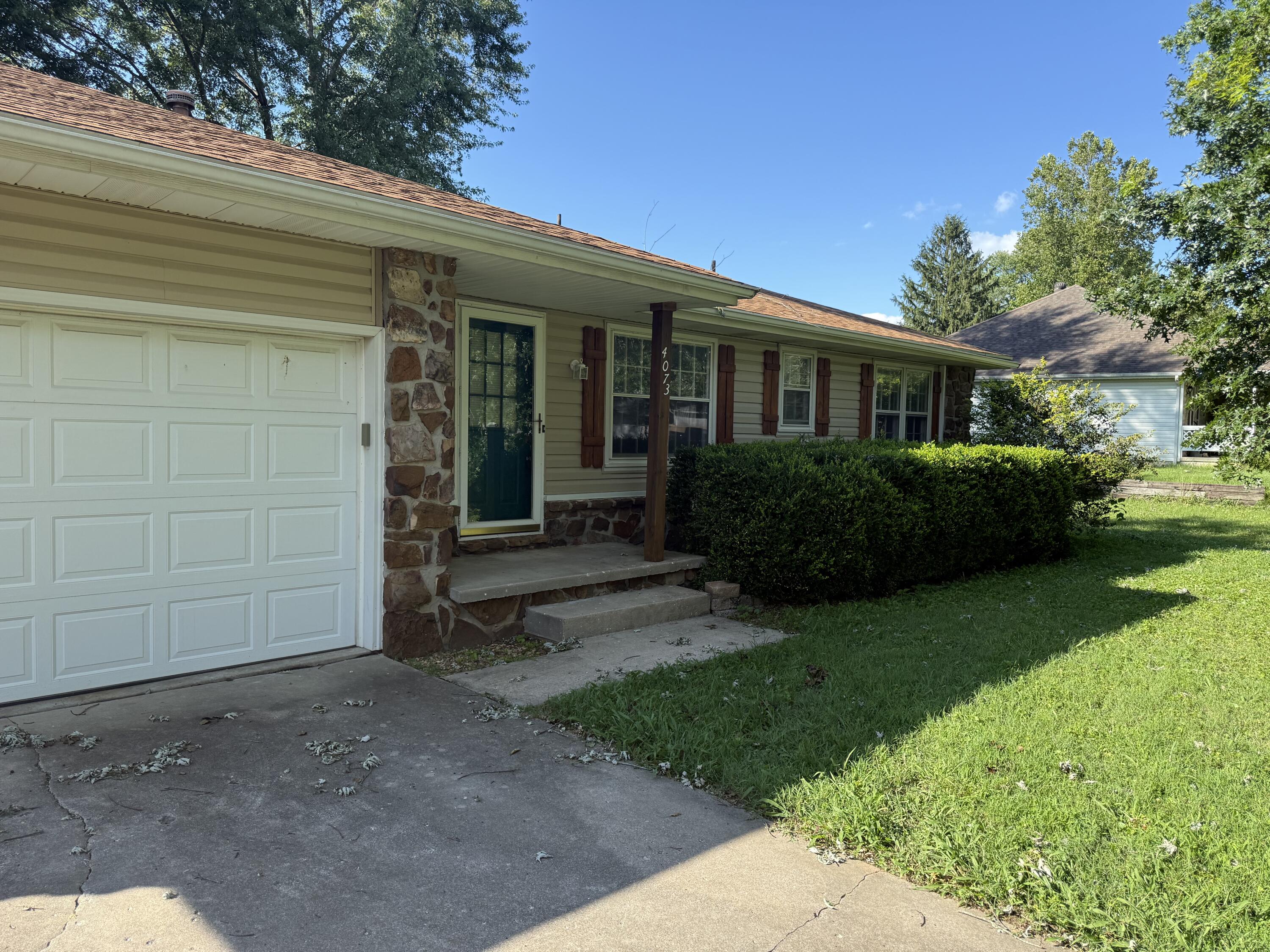 4073 West Gardenia Drive Property Photo 3