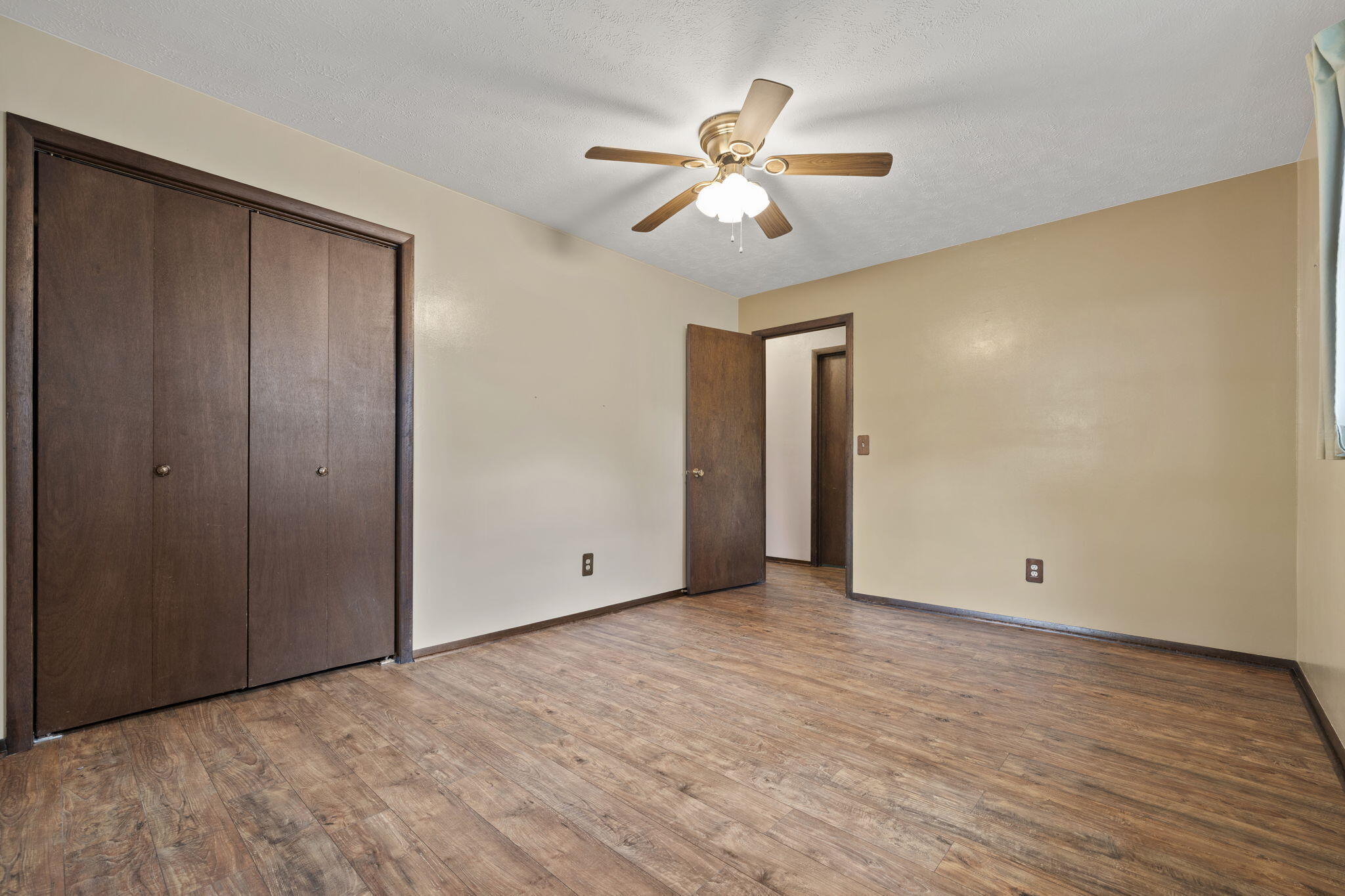 830 West Morningside Street Property Photo 18