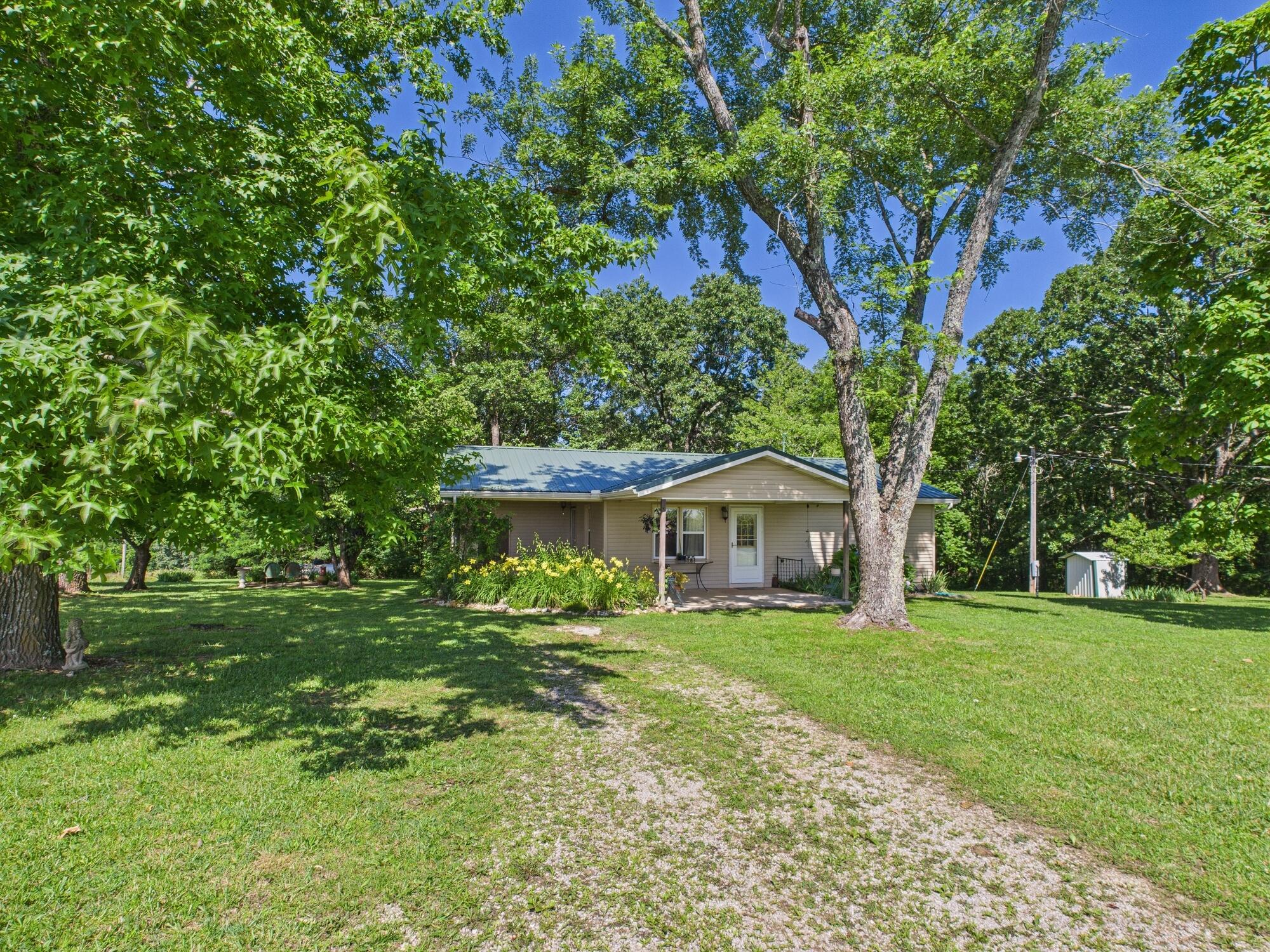 7603 Blue Moon Rd Property Photo 2