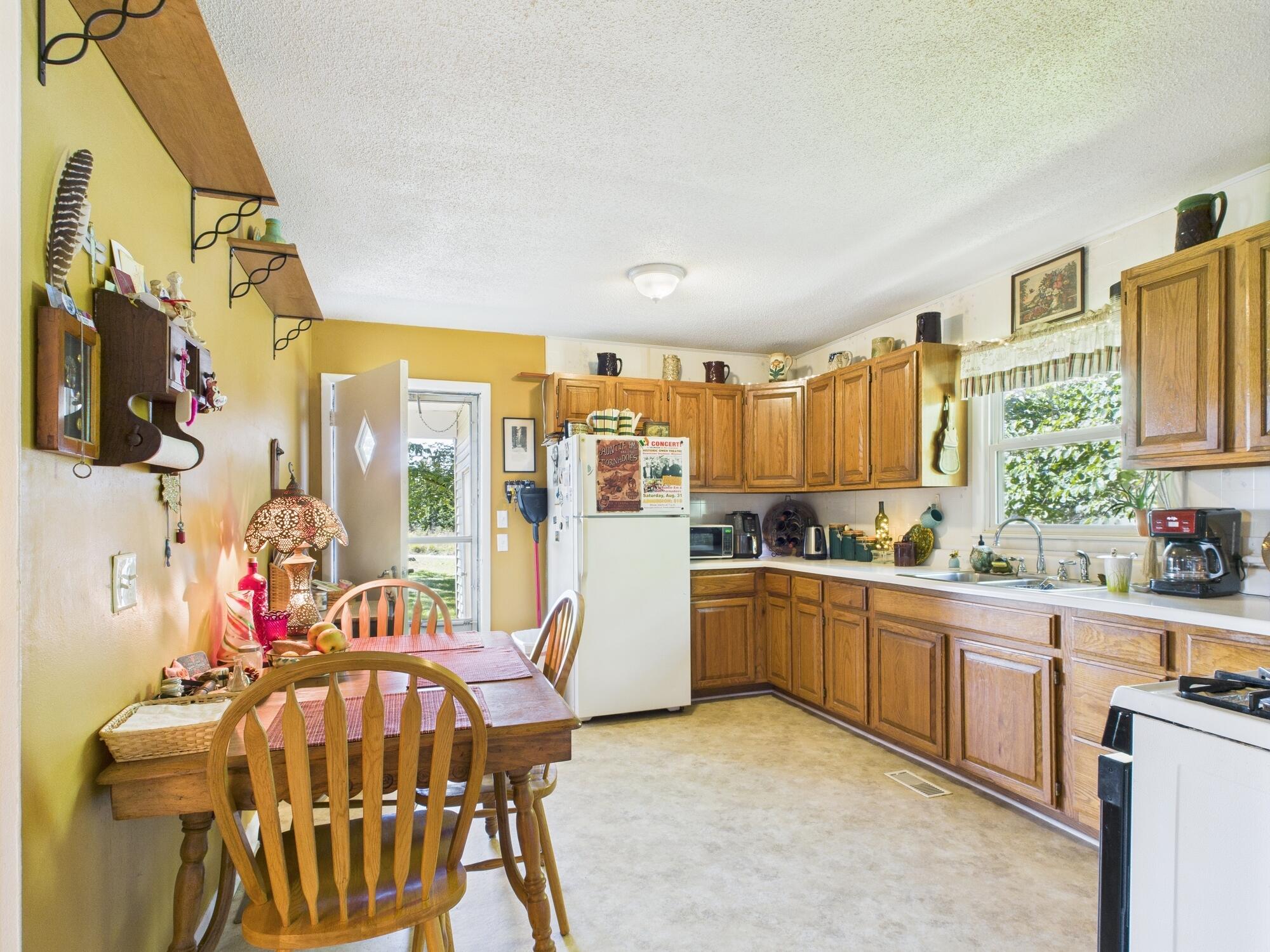 7603 Blue Moon Rd Property Photo 22