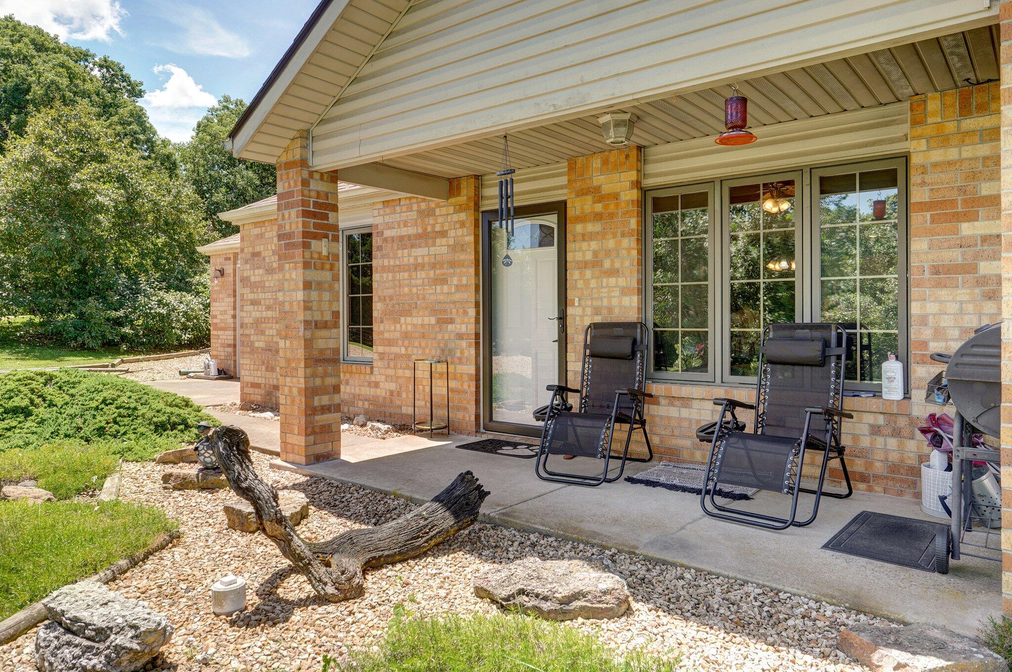 1360 Johnson Road Property Photo 4