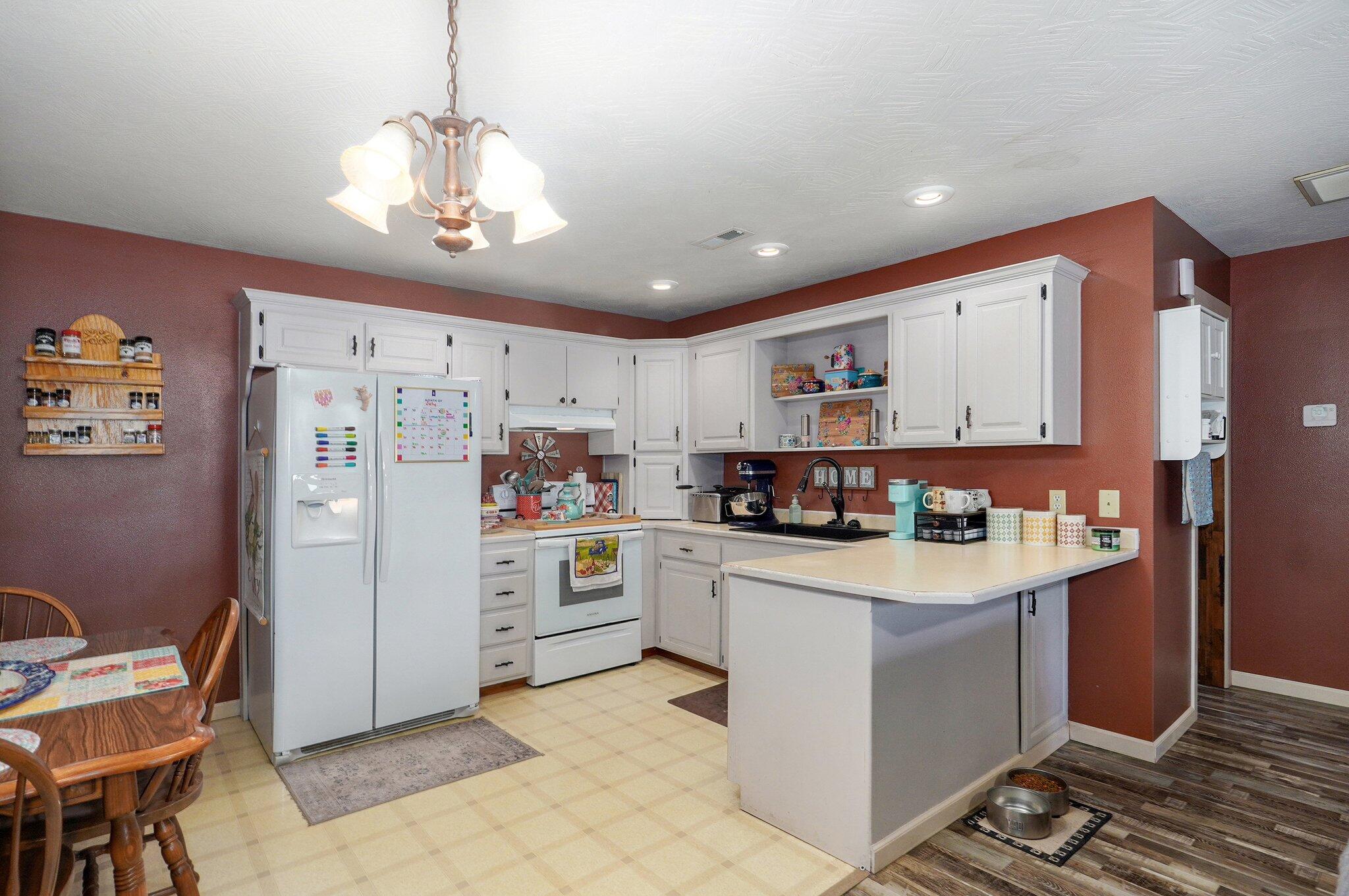 1360 Johnson Road Property Photo 14
