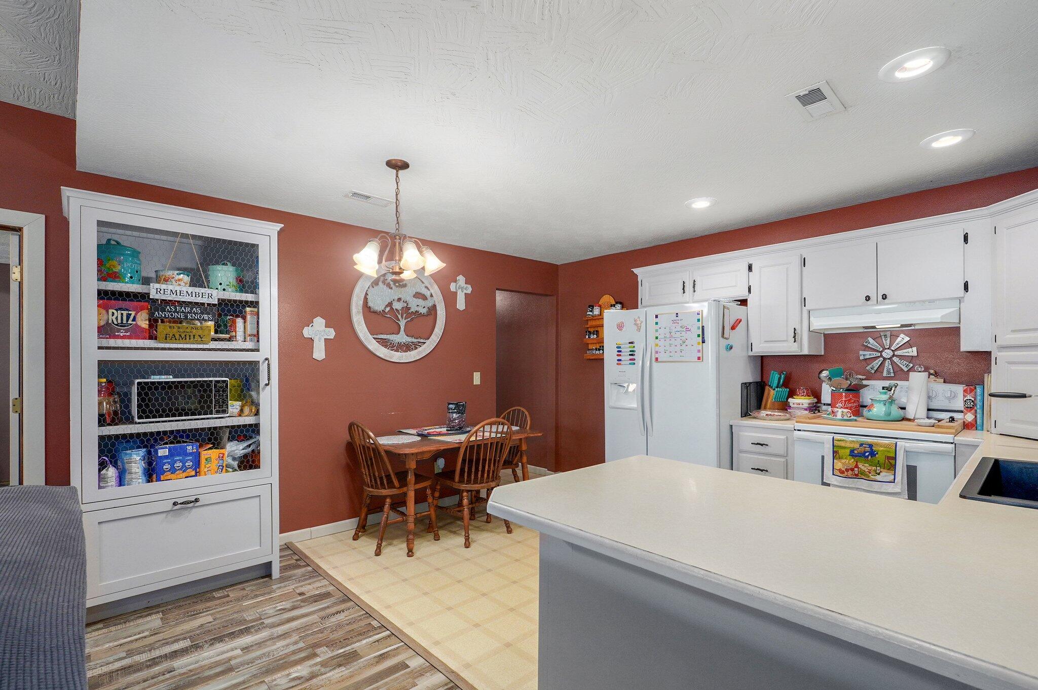 1360 Johnson Road Property Photo 15