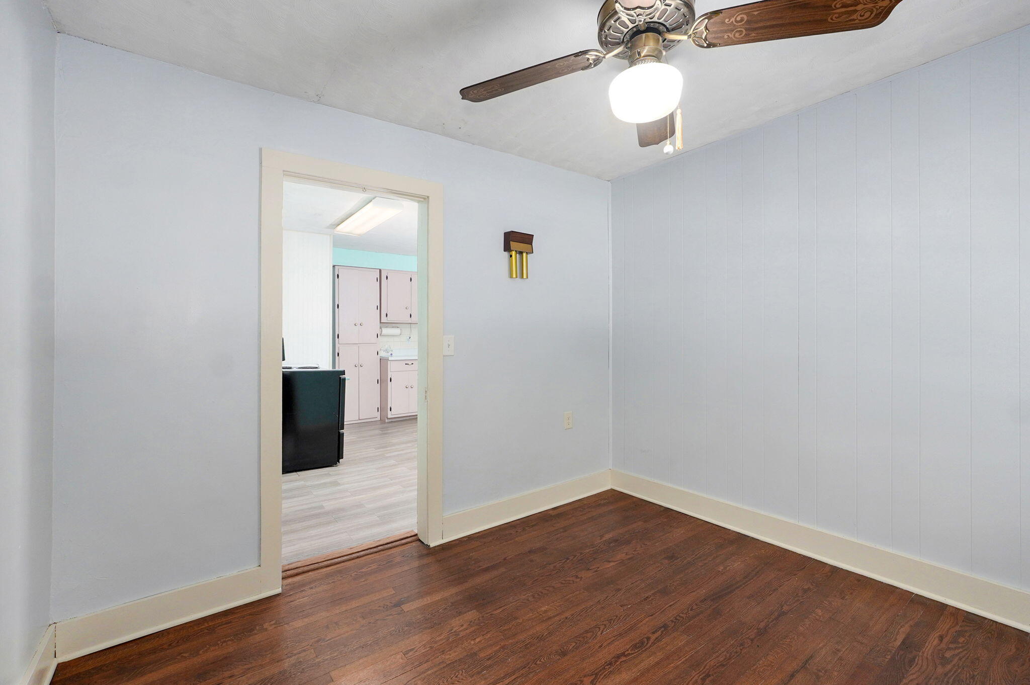 2119 West Farm Road 98 Property Photo 10