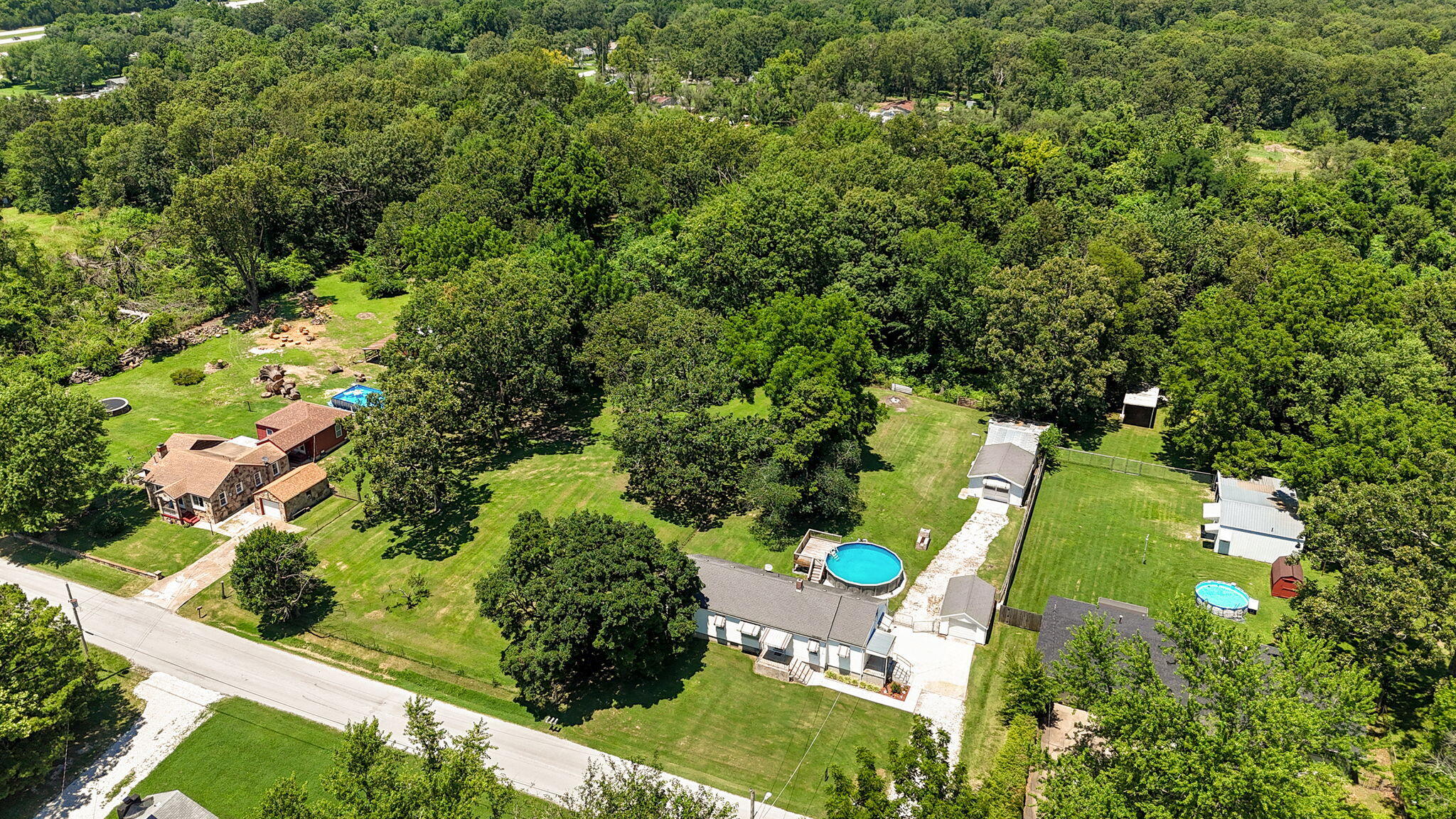 2119 West Farm Road 98 Property Photo 43