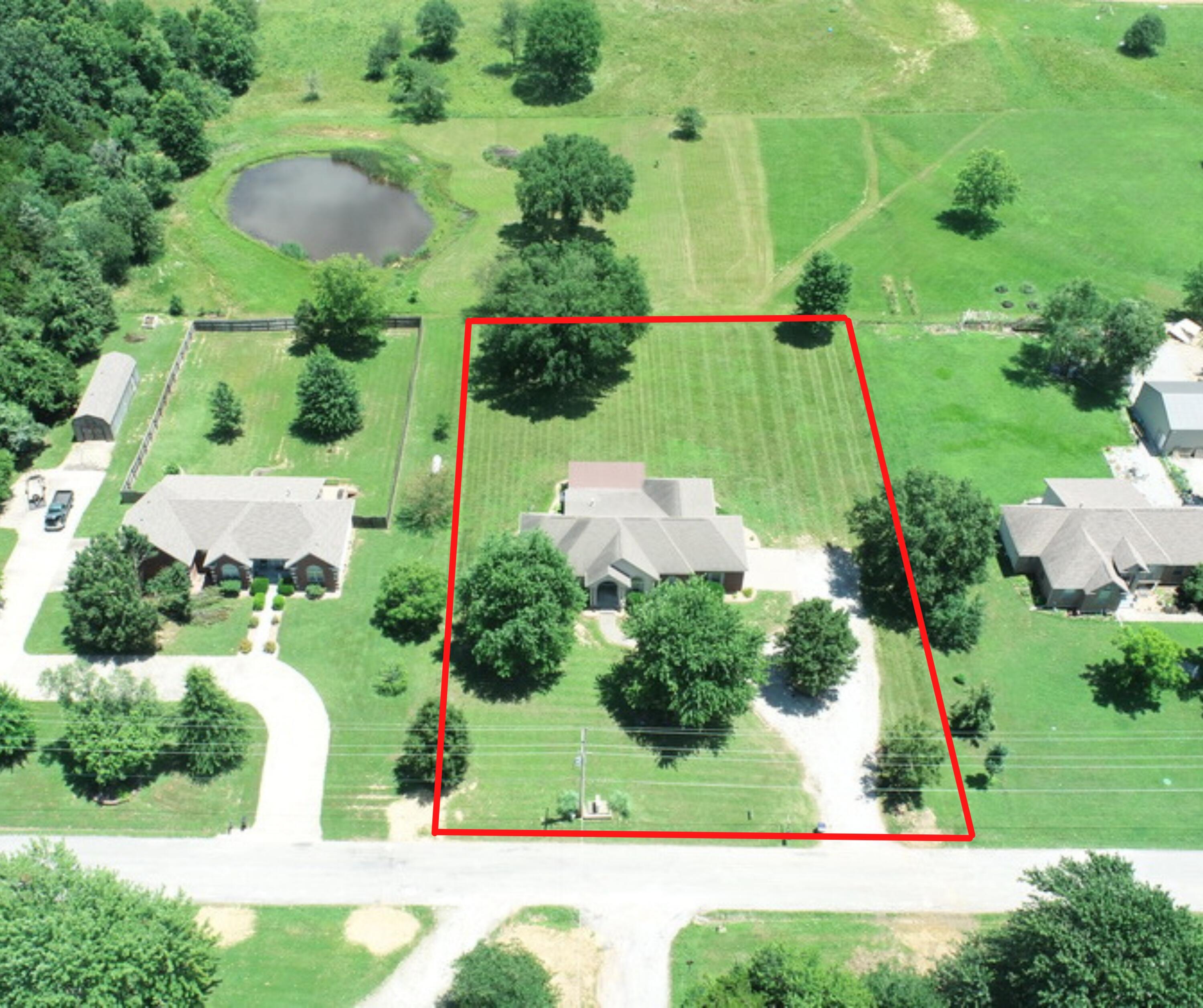 15851 South 1400 Road Property Photo 2