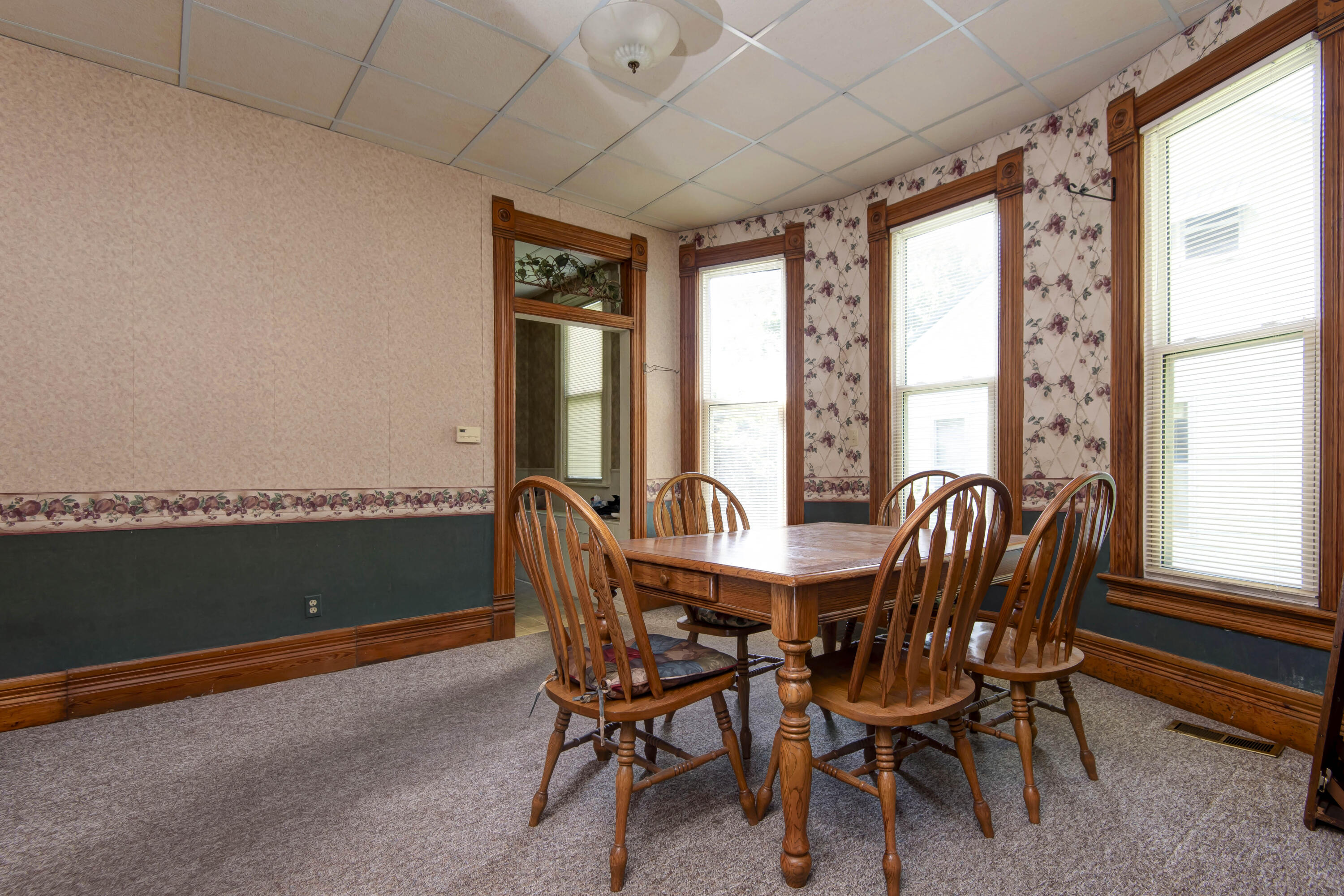 1414 North Clay Avenue Property Photo 8
