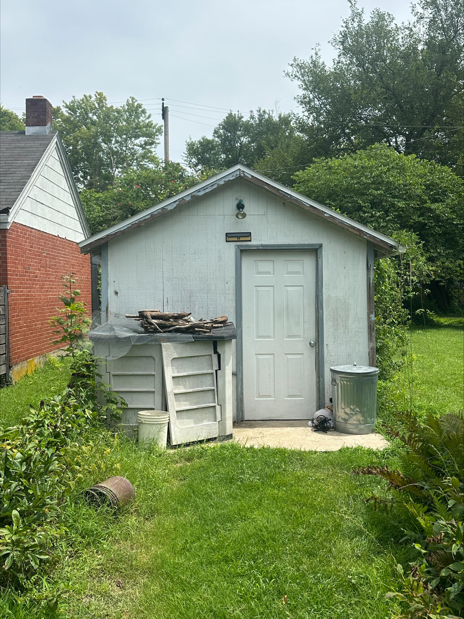 1414 North Clay Avenue Property Photo 27