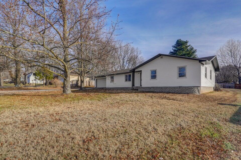 502 South Walnut Street Property Photo 2