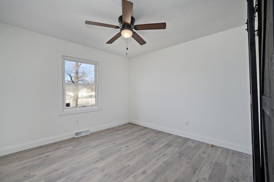 502 South Walnut Street Property Photo 23