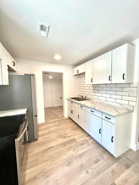 900 North Eagle Avenue Property Photo 7