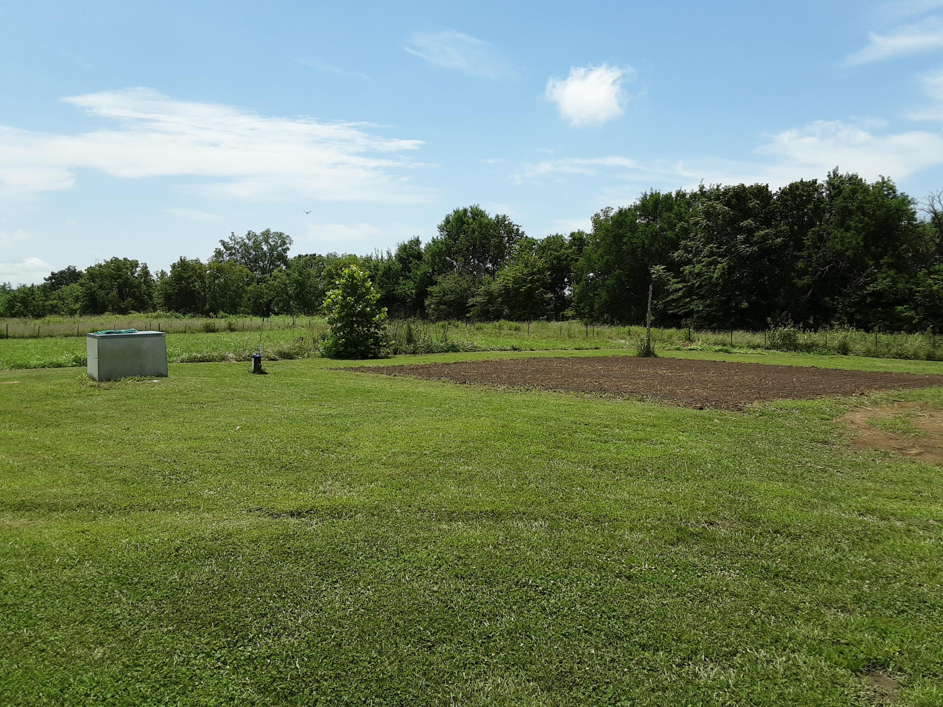 10665 South 1275 Road Property Photo 9