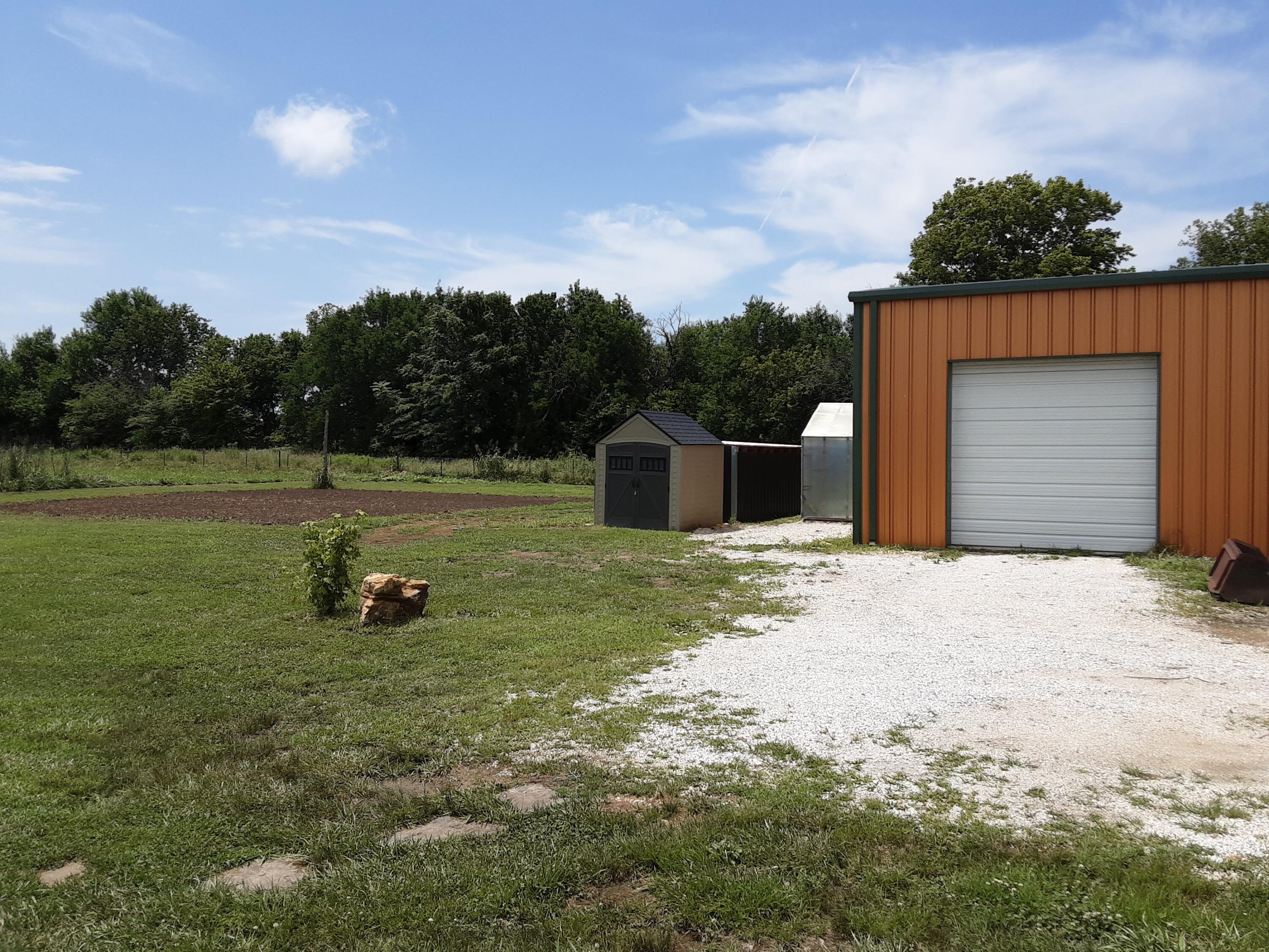 10665 South 1275 Road Property Photo 10