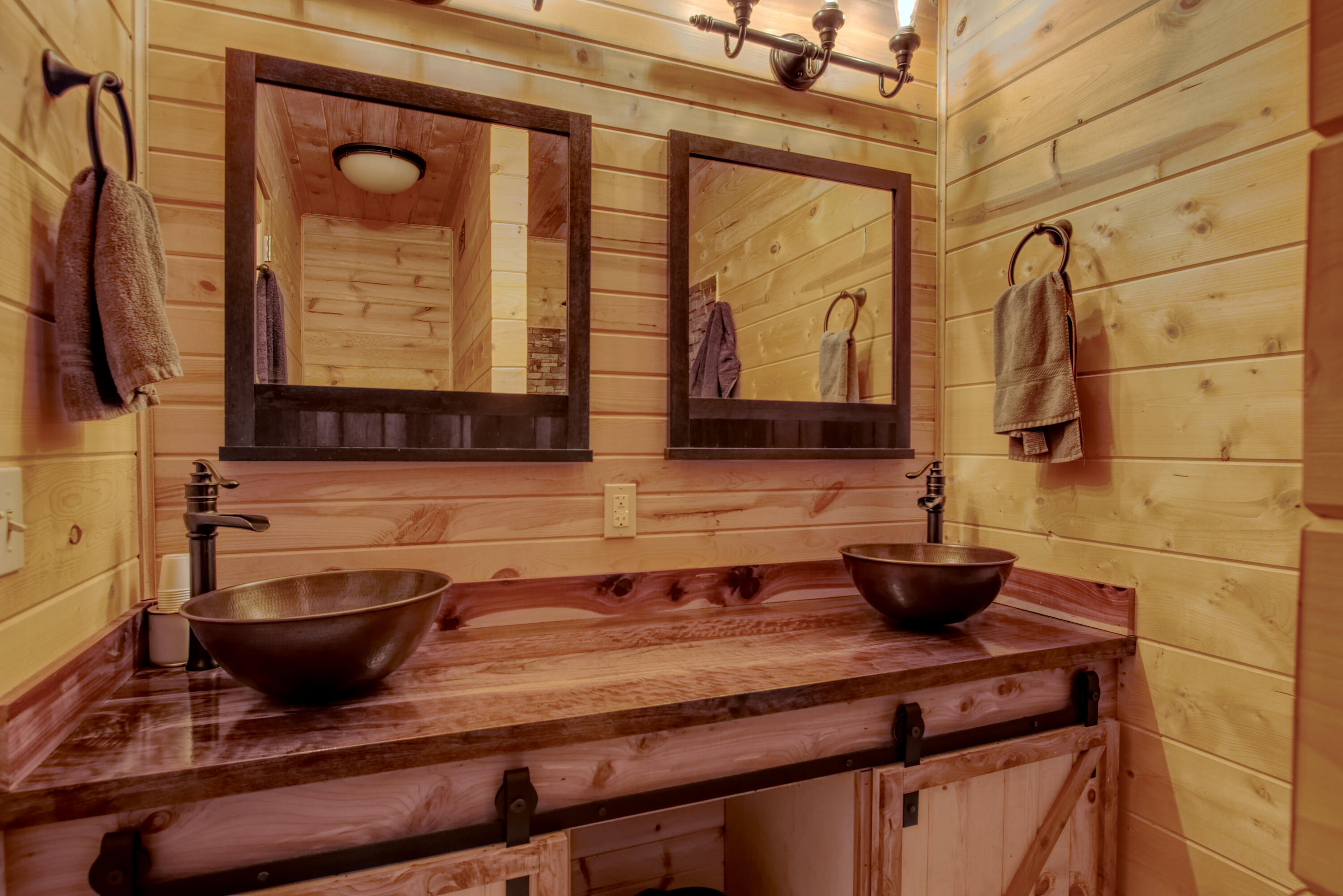 10665 South 1275 Road Property Photo 23