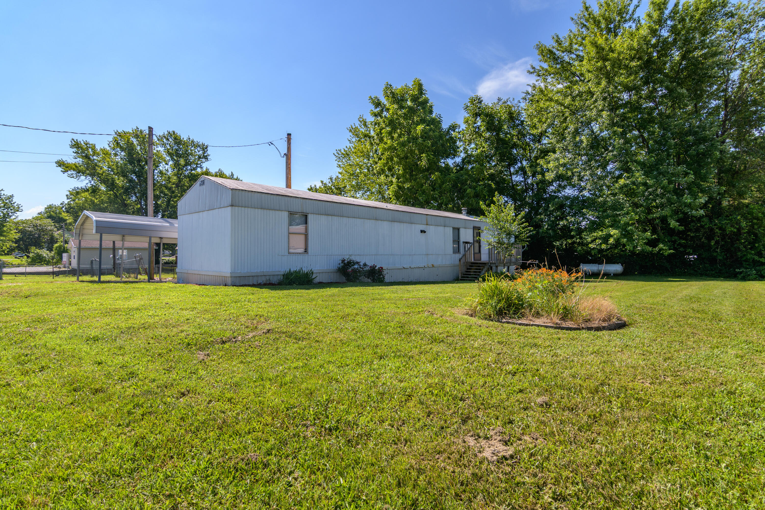128 Scott Street Property Photo 3