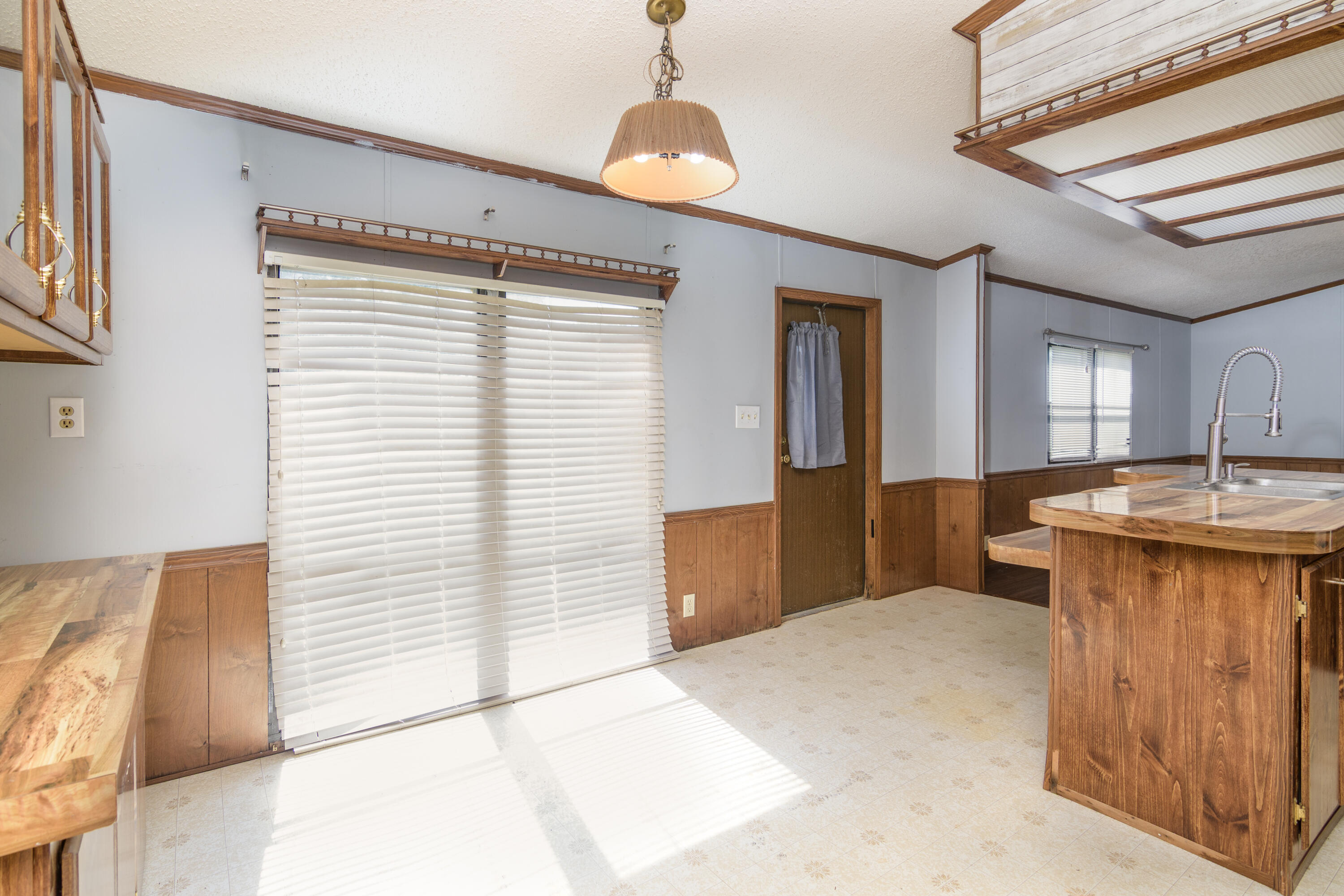 128 Scott Street Property Photo 12