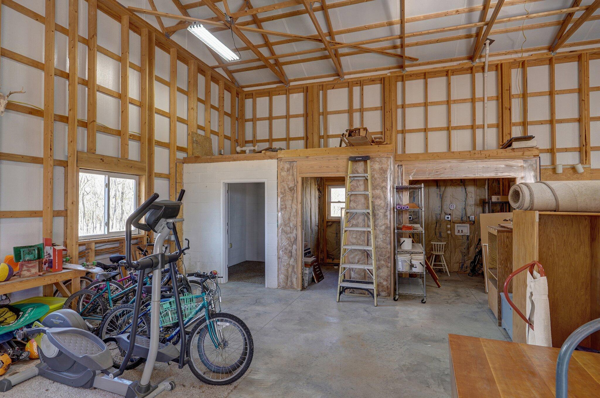 2898 North Farm Road 17 Property Photo 13