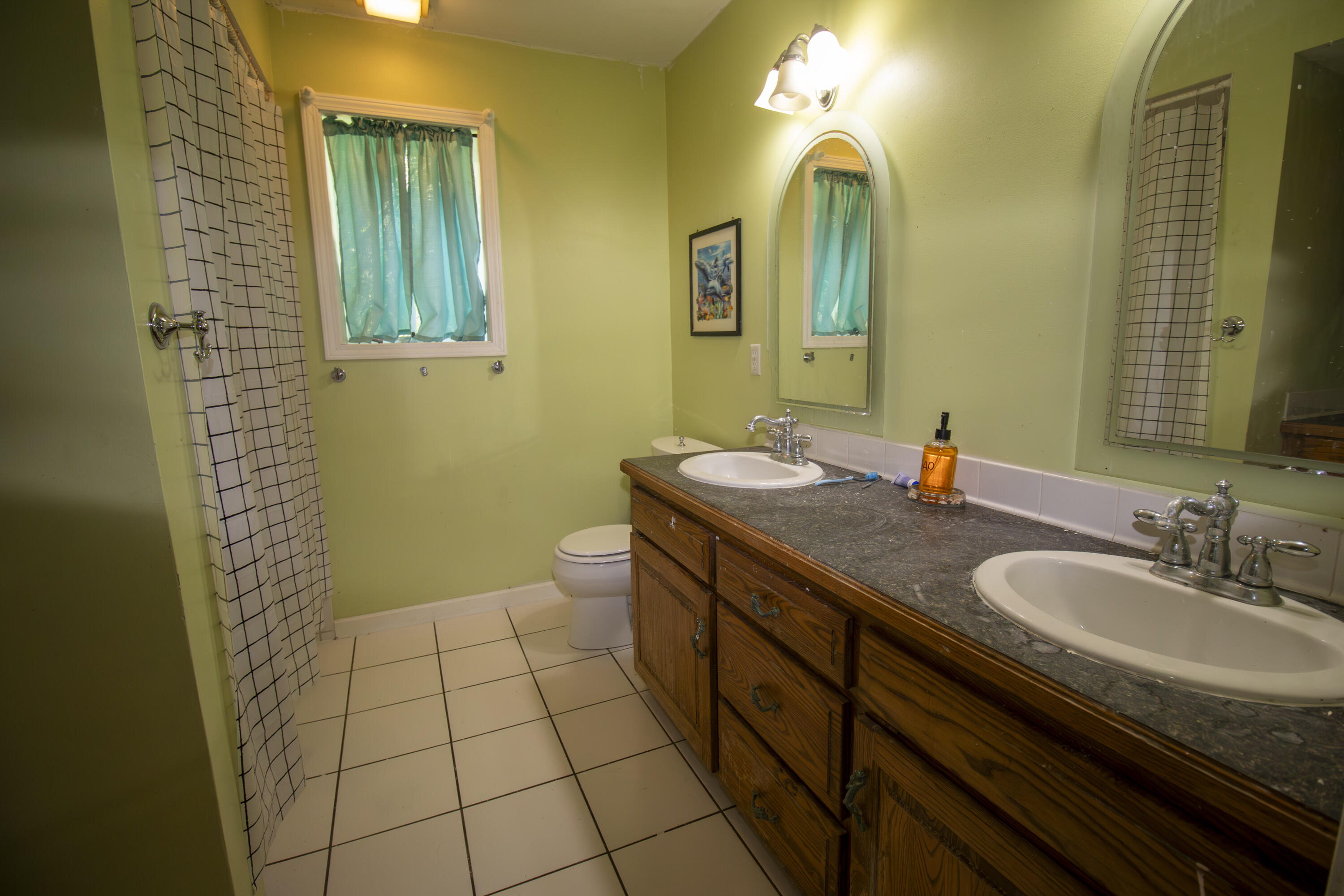301 North Gregg Road Property Photo 18