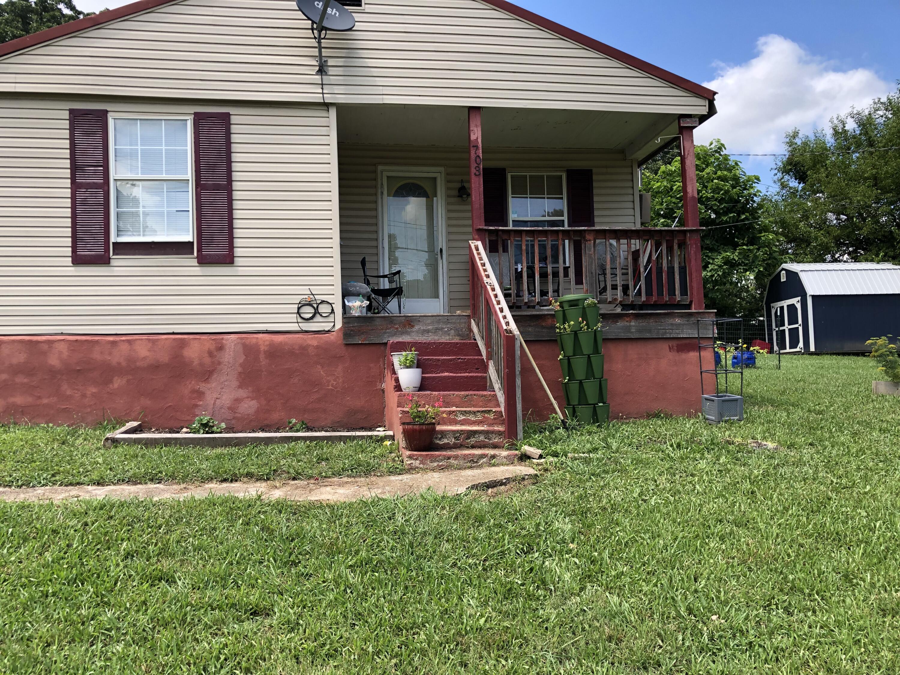 703 P Highway Property Photo 4