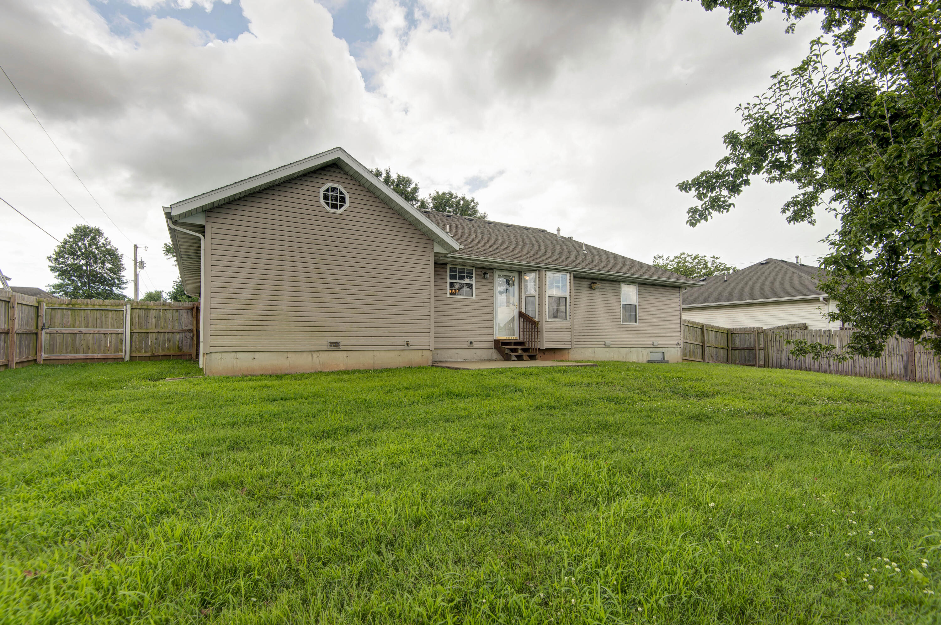 1359 West Stone House Road Property Photo 4