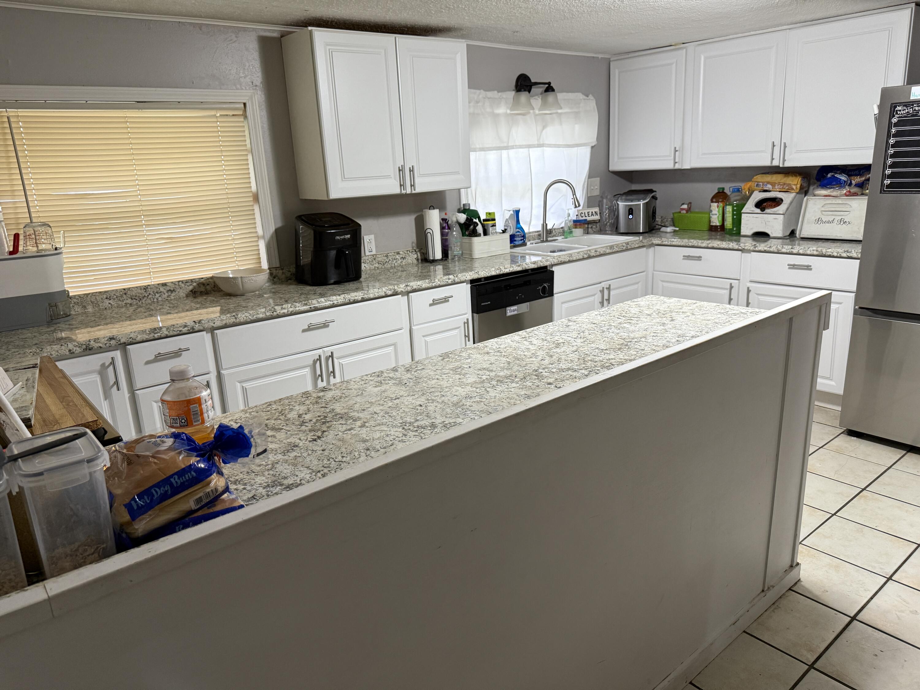 2103 South Porter Avenue Property Photo 8