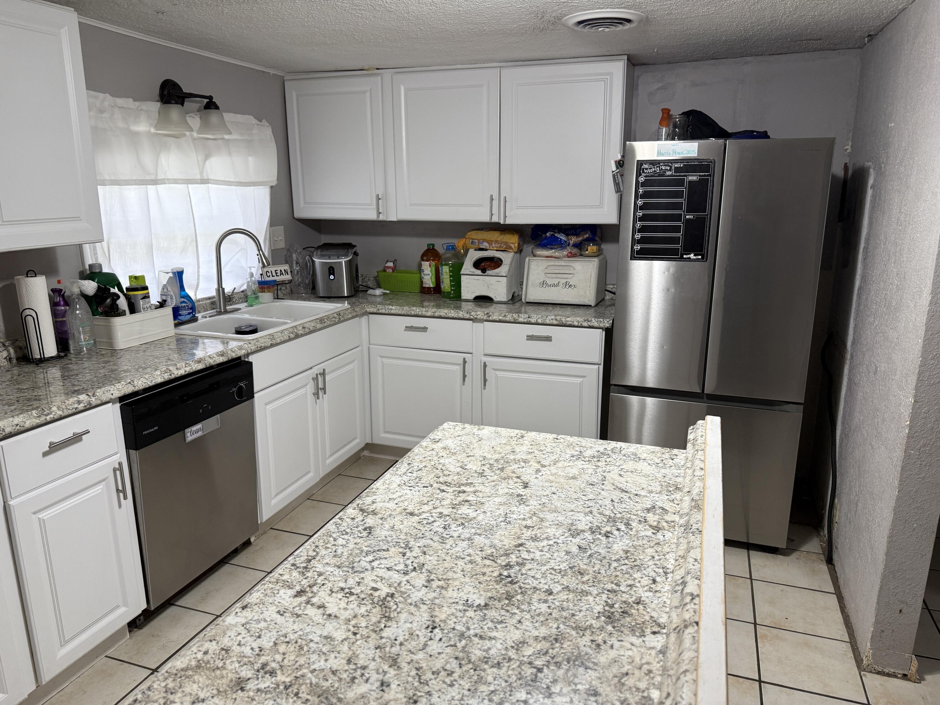 2103 South Porter Avenue Property Photo 11